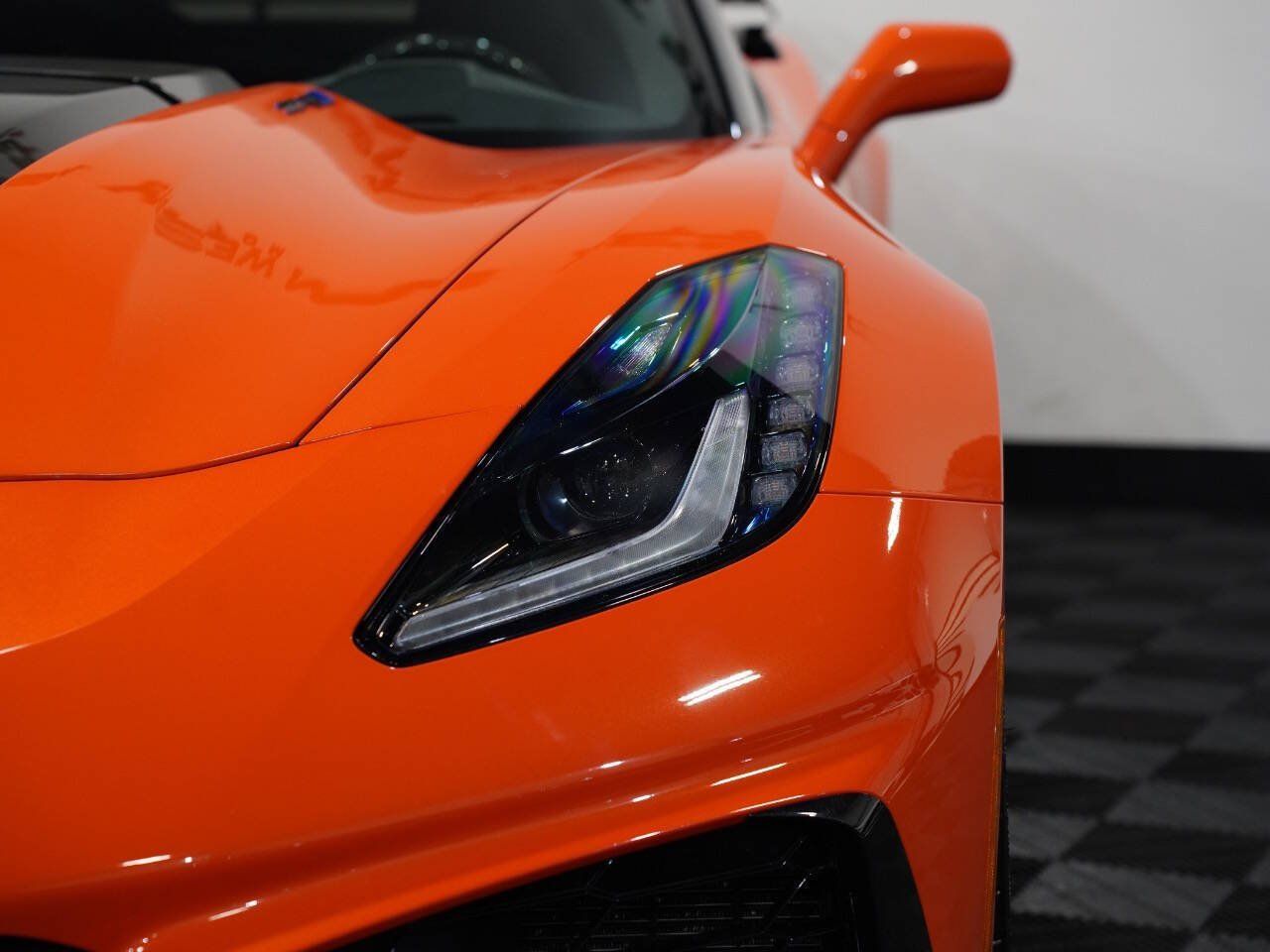 SEBRING ORANGE TINTCOAT, 2019 CHEVROLET CORVETTE Image 10