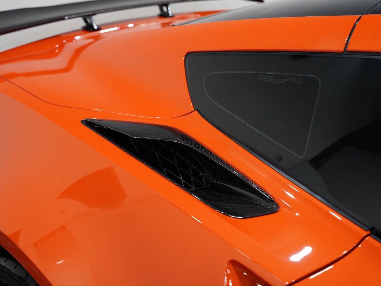 SEBRING ORANGE TINTCOAT, 2019 CHEVROLET CORVETTE Image 19