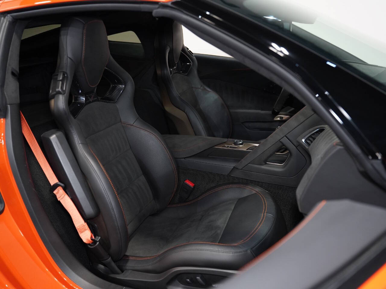 SEBRING ORANGE TINTCOAT, 2019 CHEVROLET CORVETTE Image 38