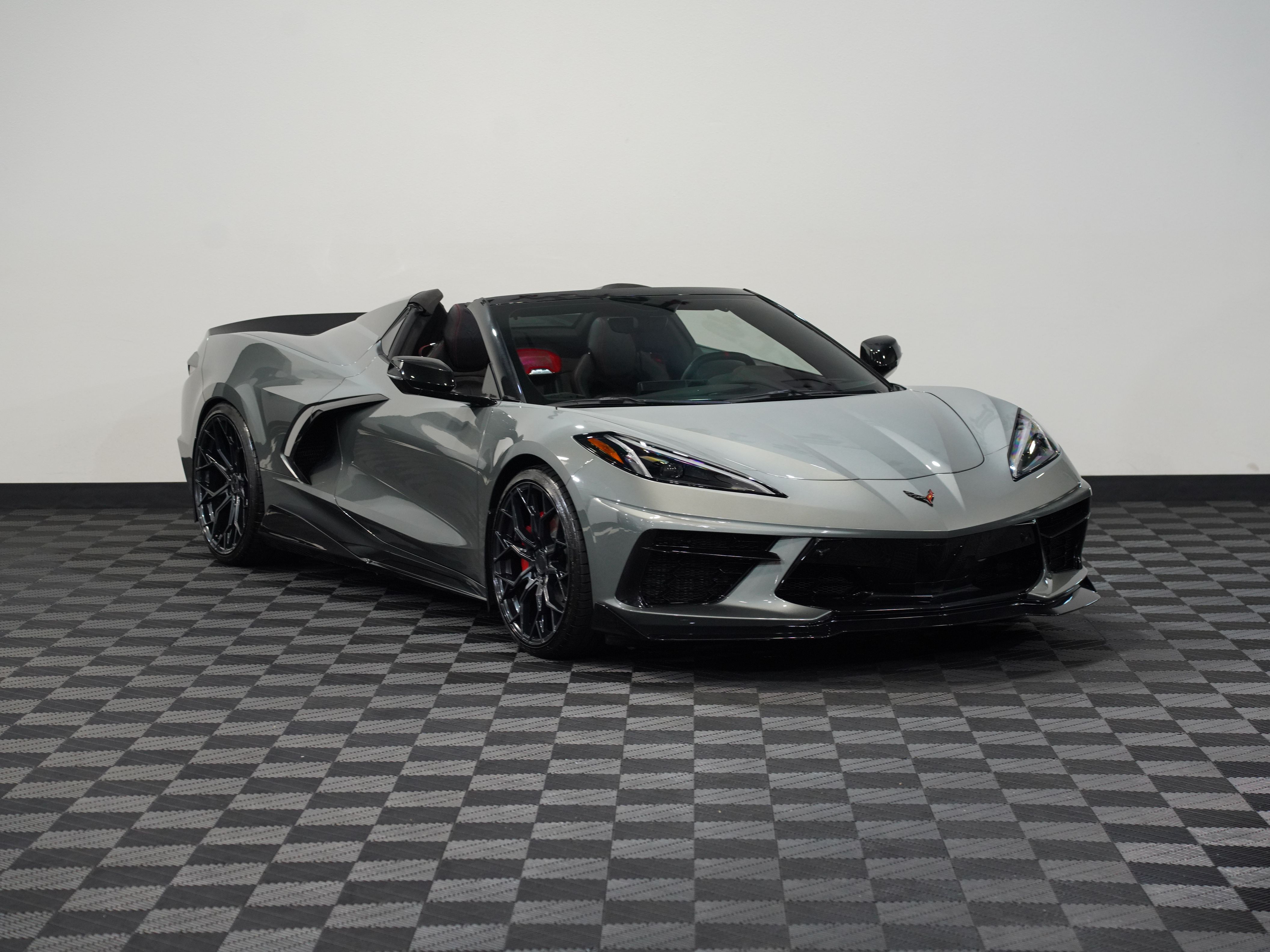 GRAY, 2022 CHEVROLET CORVETTE Image 6