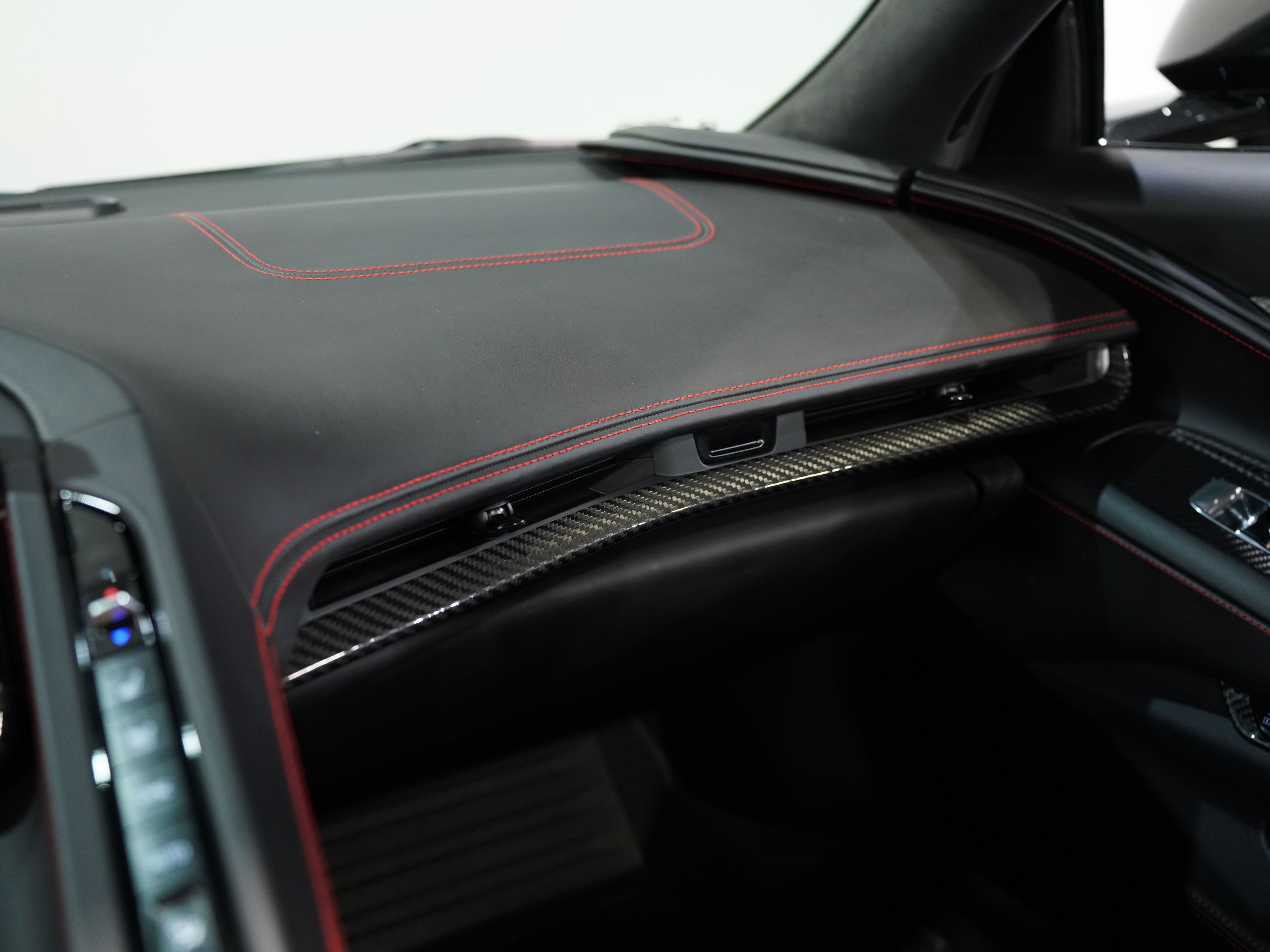 GRAY, 2022 CHEVROLET CORVETTE Image 44