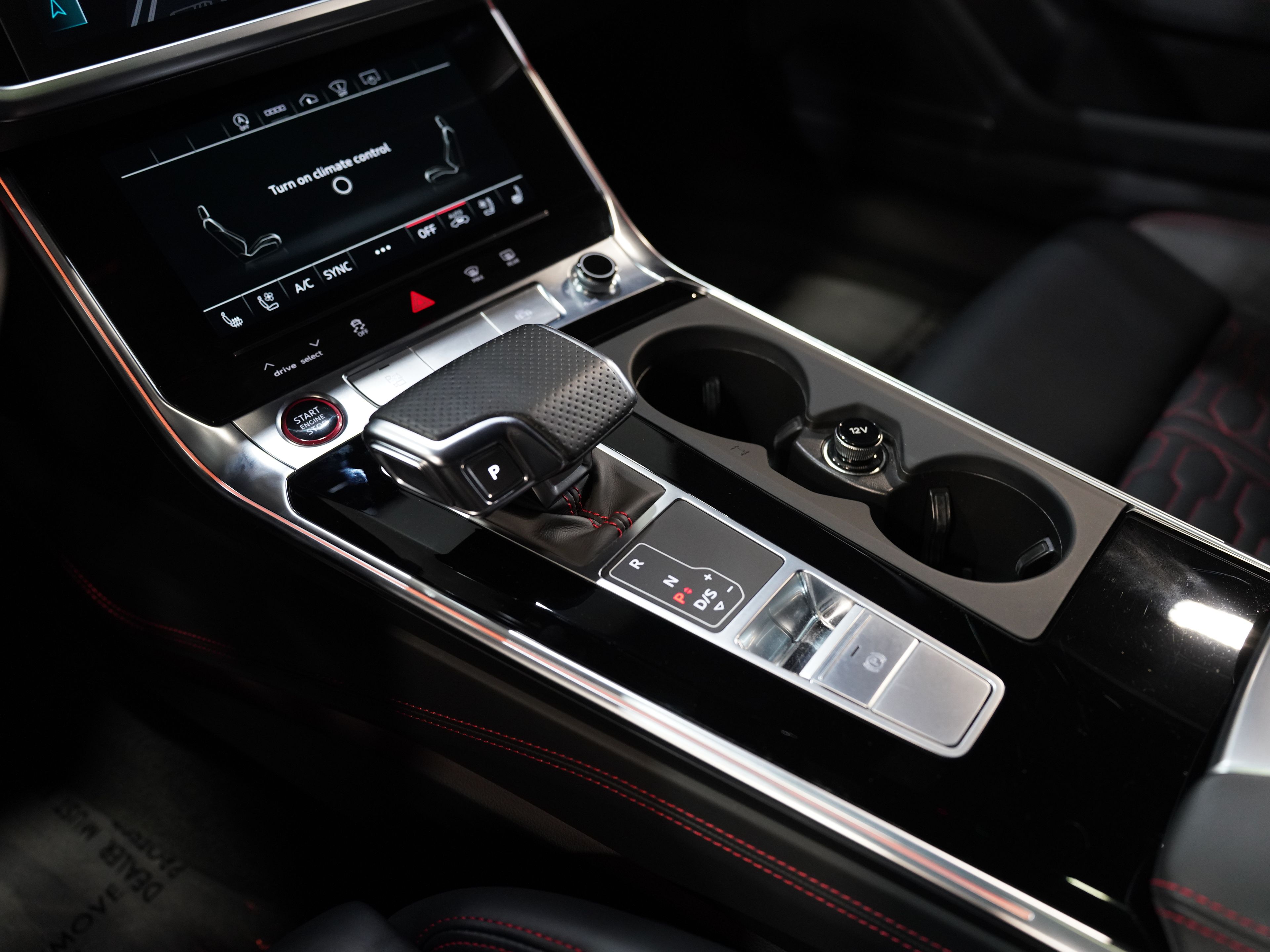 2021 AUDI RS 6 Image 49