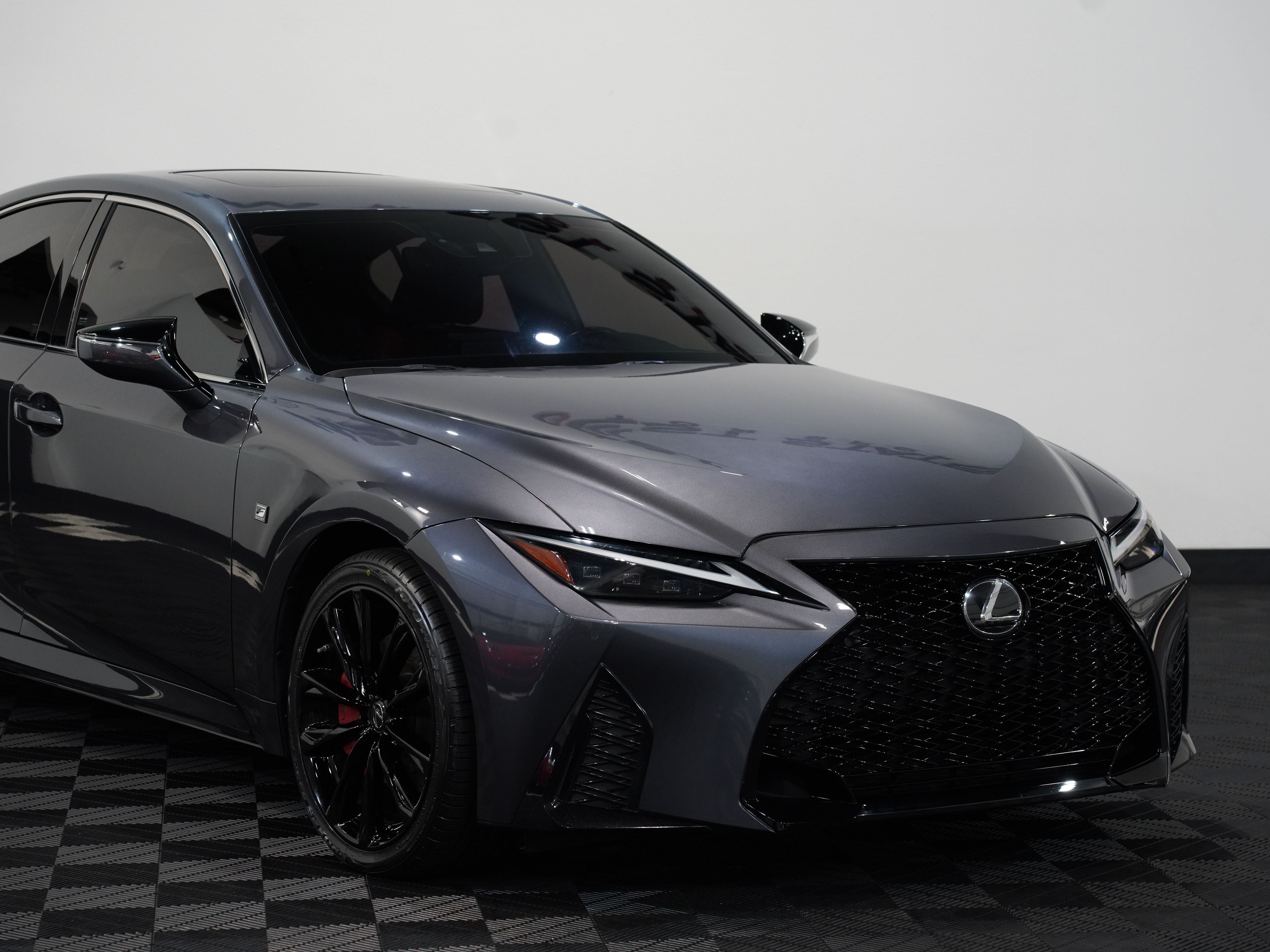 GRAY, 2021 LEXUS IS Image 9