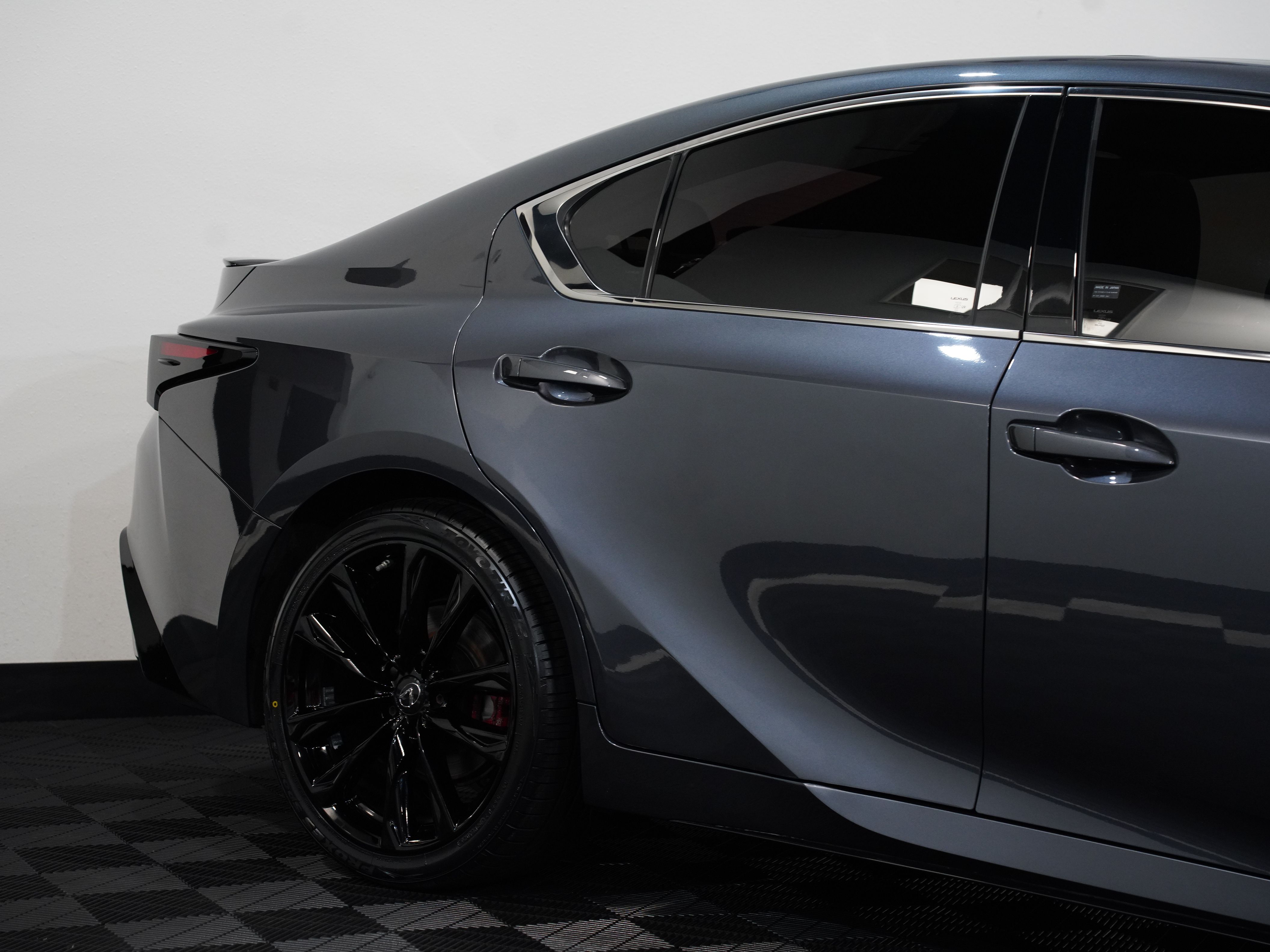 GRAY, 2021 LEXUS IS Image 14
