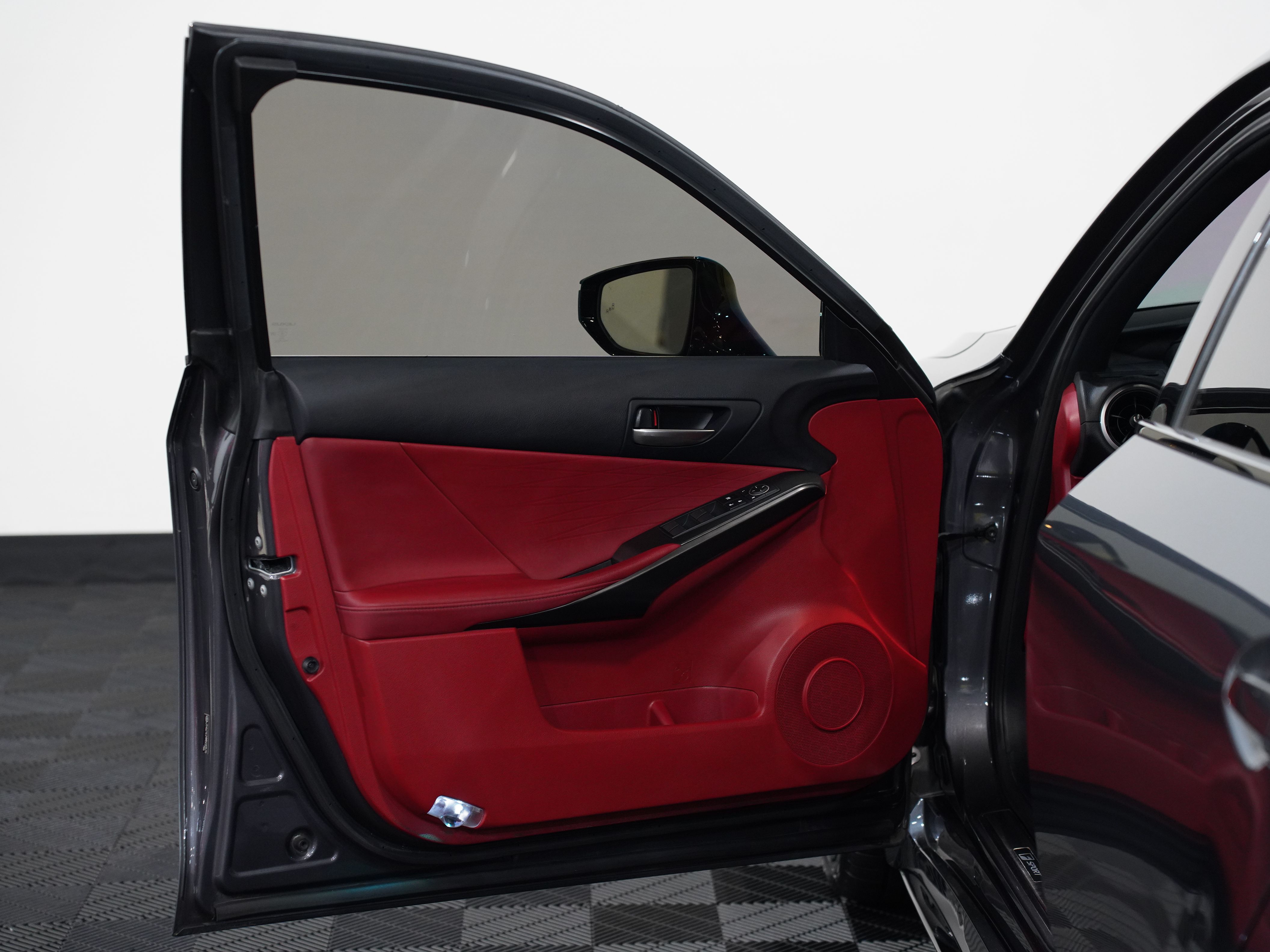 GRAY, 2021 LEXUS IS Image 21