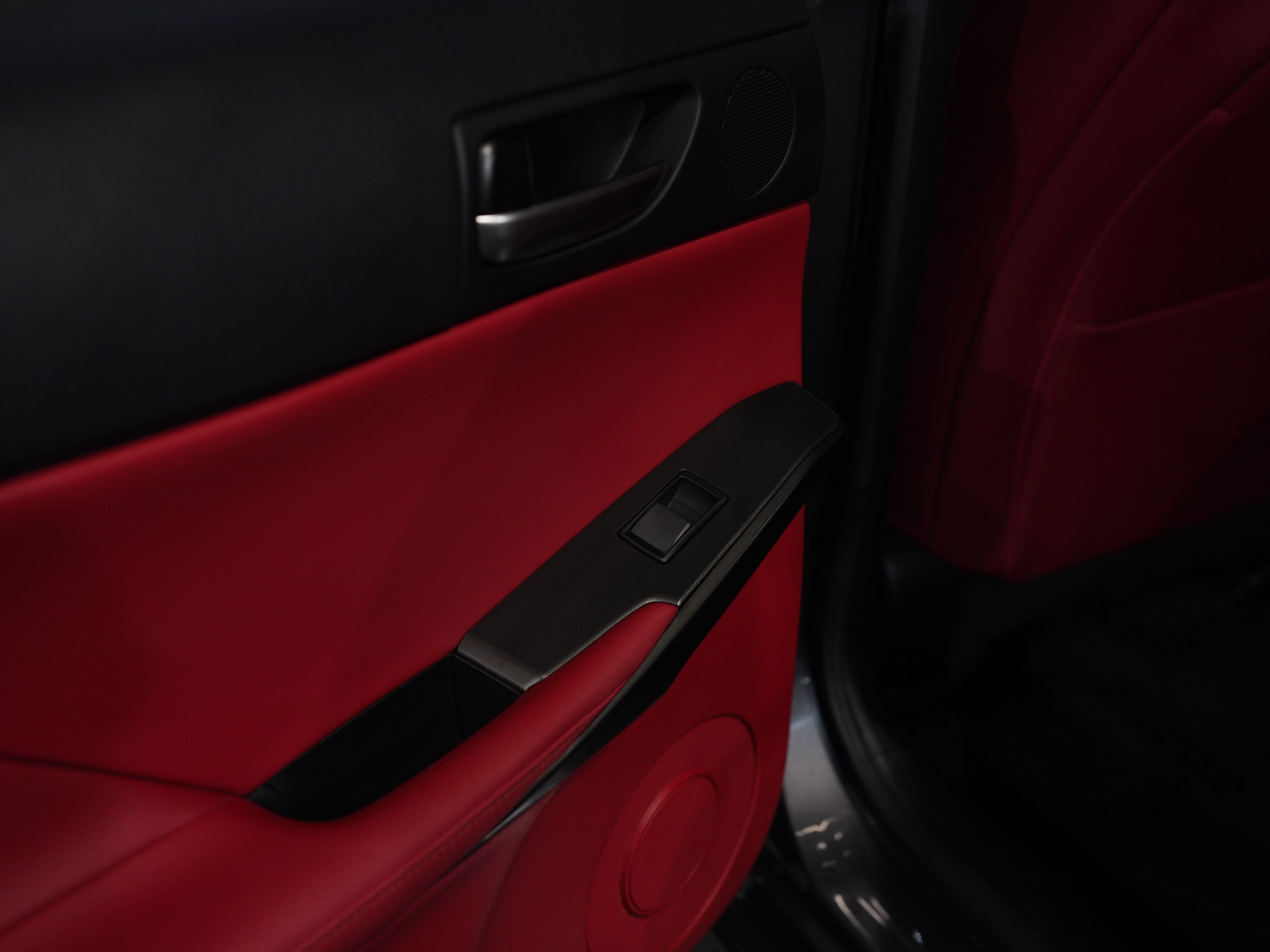 GRAY, 2021 LEXUS IS Image 26