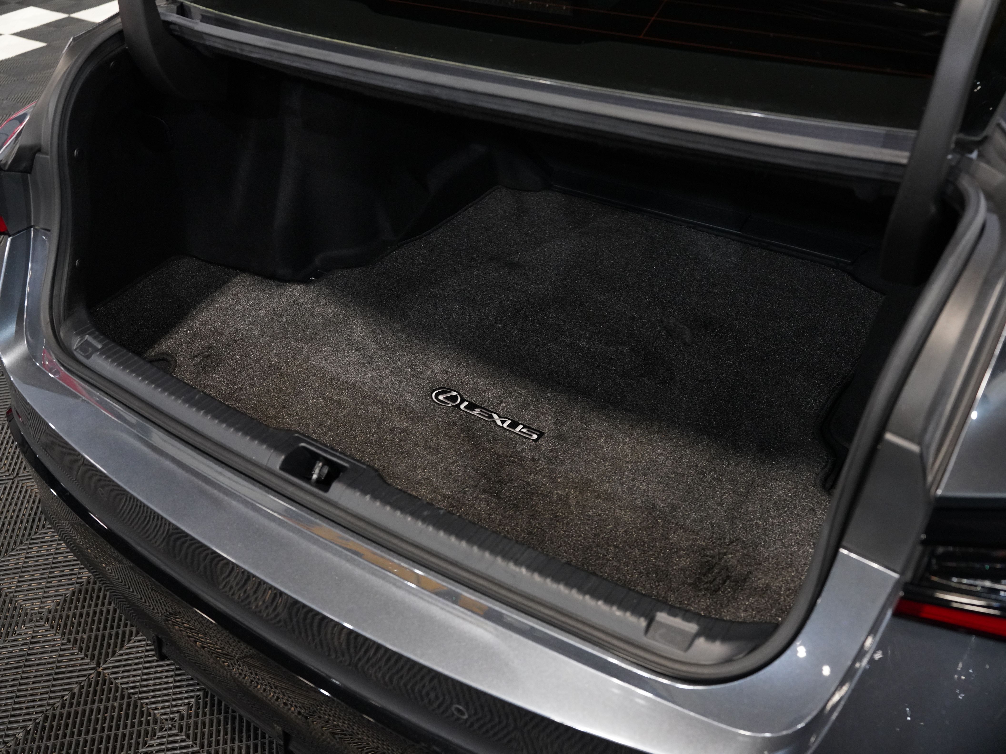 GRAY, 2021 LEXUS IS Image 50