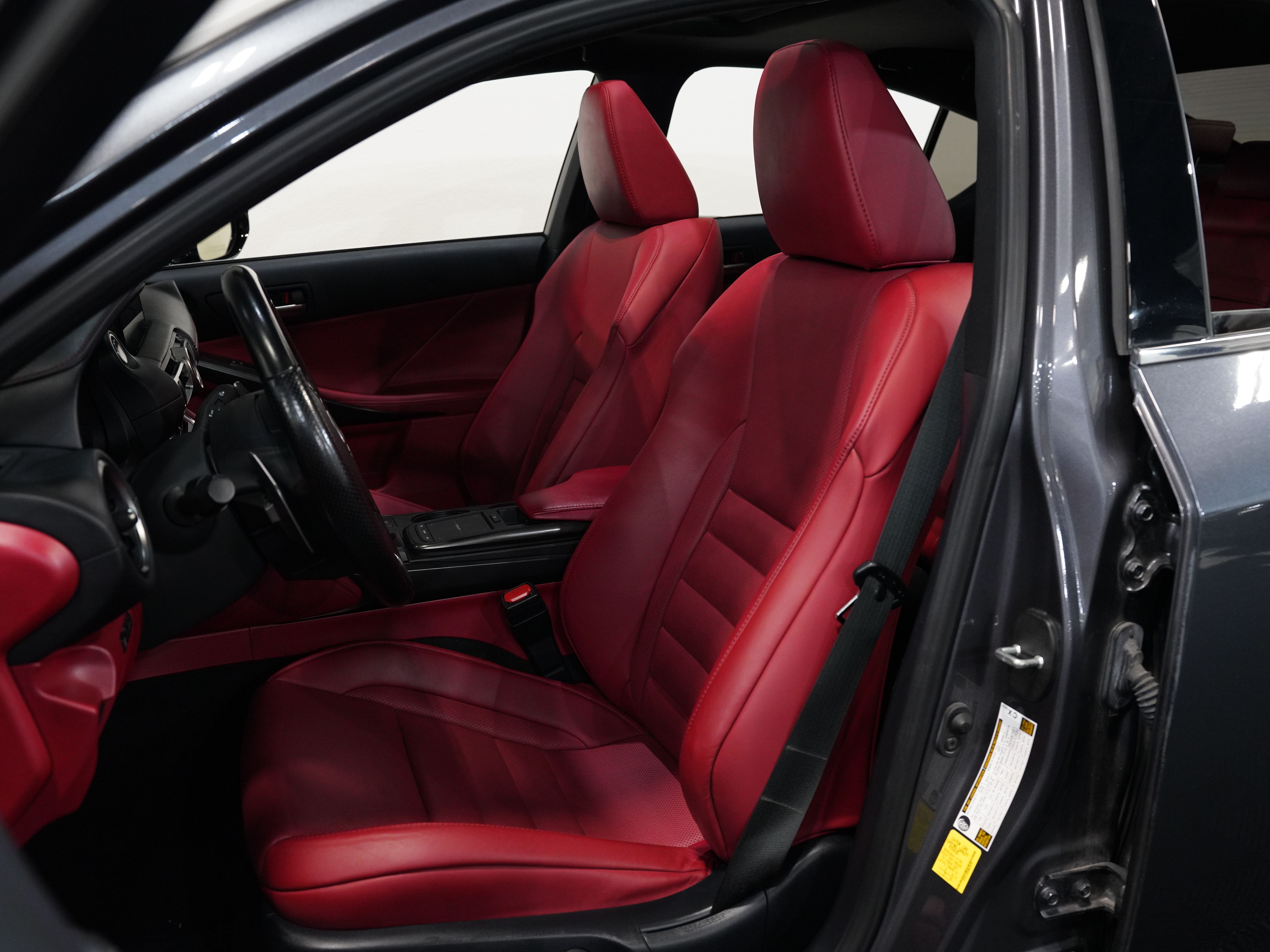 GRAY, 2021 LEXUS IS Image 31