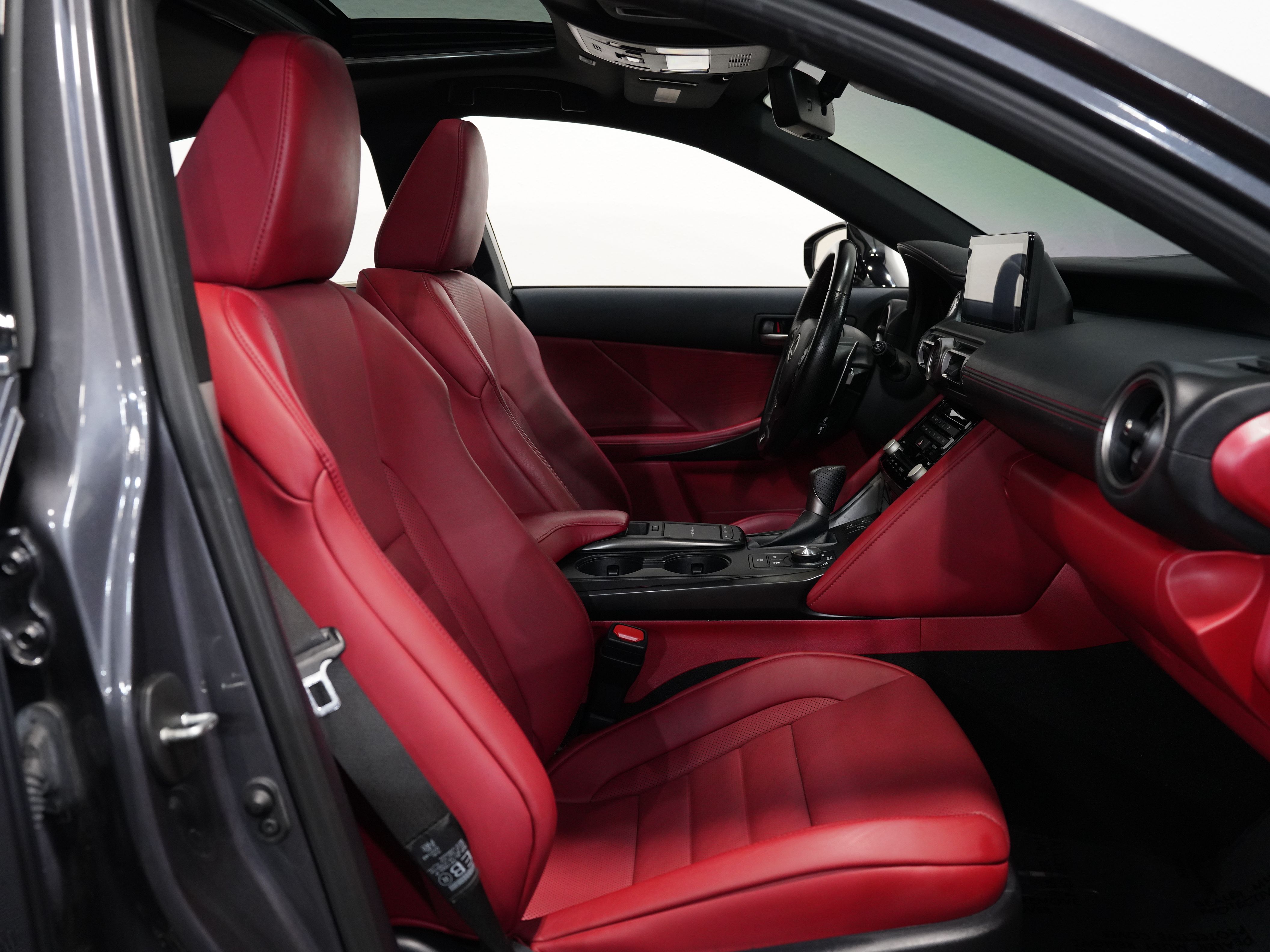 GRAY, 2021 LEXUS IS Image 34