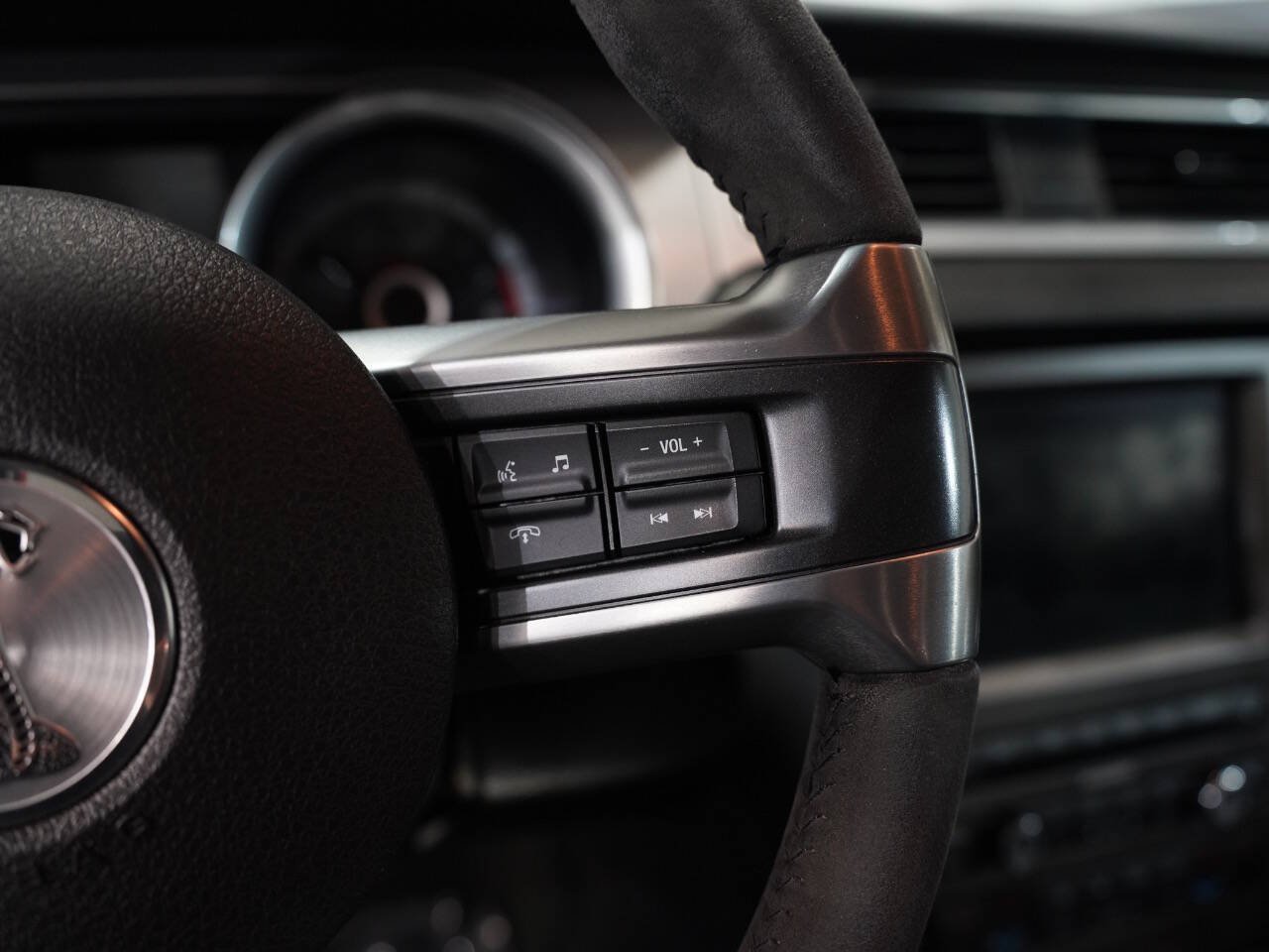 BLACK, 2014 FORD MUSTANG Image 35