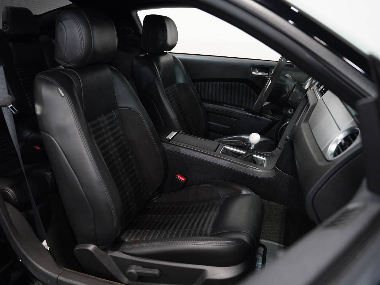 BLACK, 2014 FORD MUSTANG Image 29