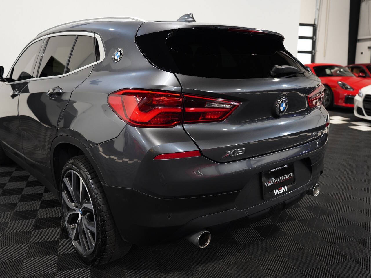 MINERAL GRAY METALLIC, 2019 BMW X2 Image 19
