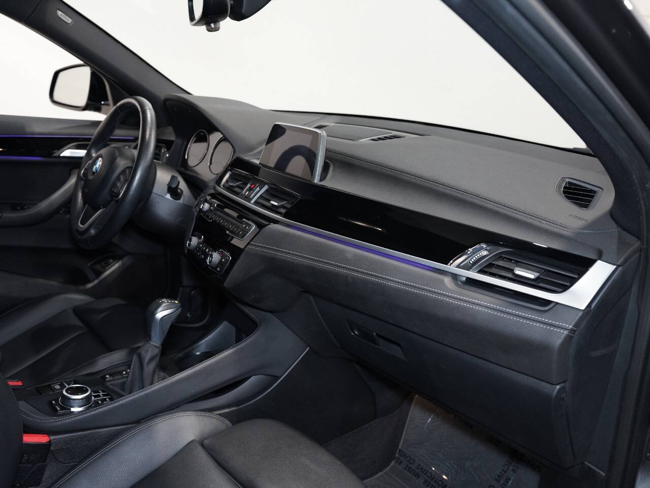 MINERAL GRAY METALLIC, 2019 BMW X2 Image 34