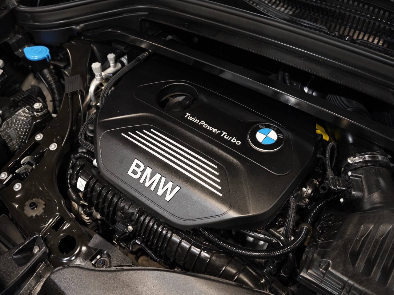 MINERAL GRAY METALLIC, 2019 BMW X2 Image 50