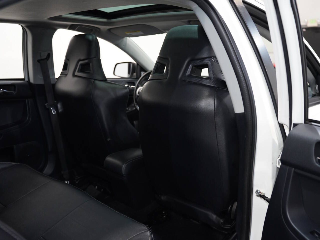 WICKED WHITE, 2014 MITSUBISHI LANCER Image 40