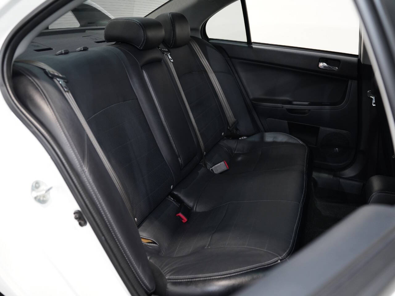 WICKED WHITE, 2014 MITSUBISHI LANCER Image 39