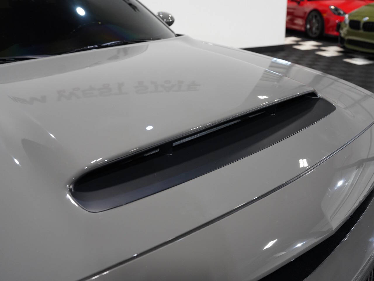 DESTROYER GREY, 2018 DODGE CHALLENGER Image 13