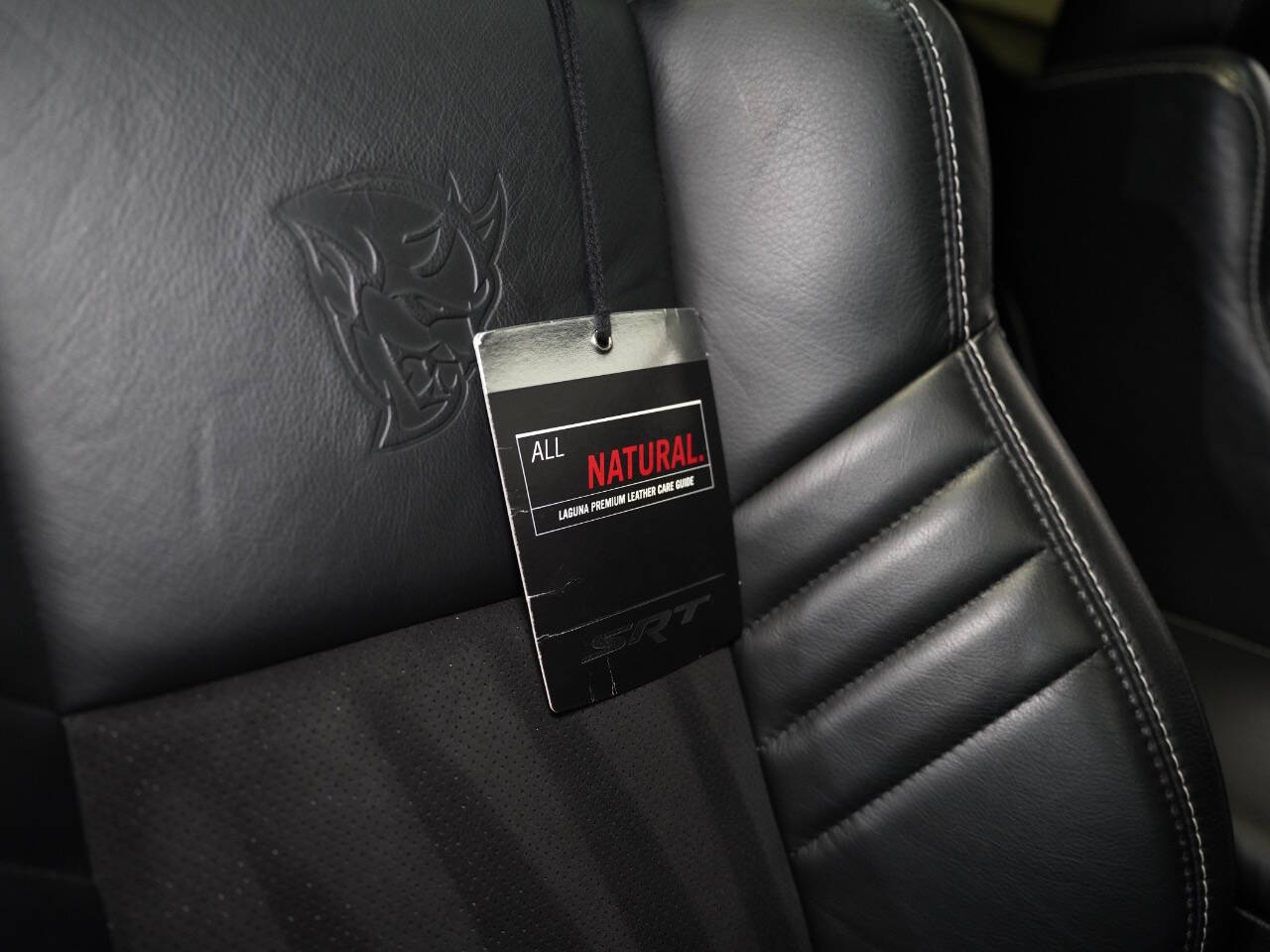 DESTROYER GREY, 2018 DODGE CHALLENGER Image 36