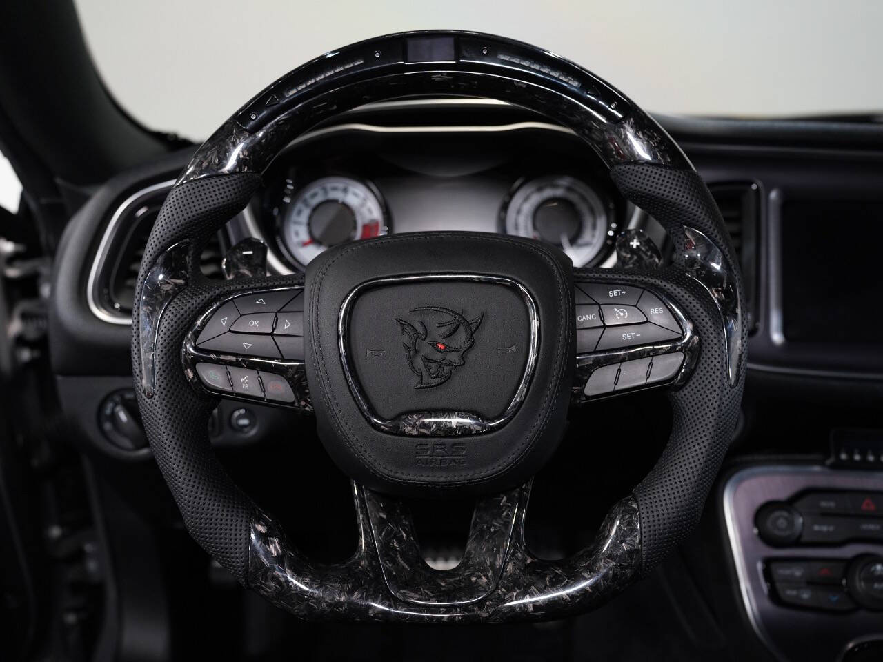 DESTROYER GREY, 2018 DODGE CHALLENGER Image 37
