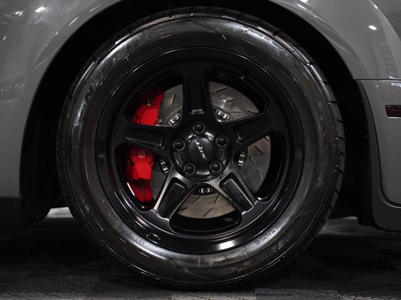 DESTROYER GREY, 2018 DODGE CHALLENGER Image 55