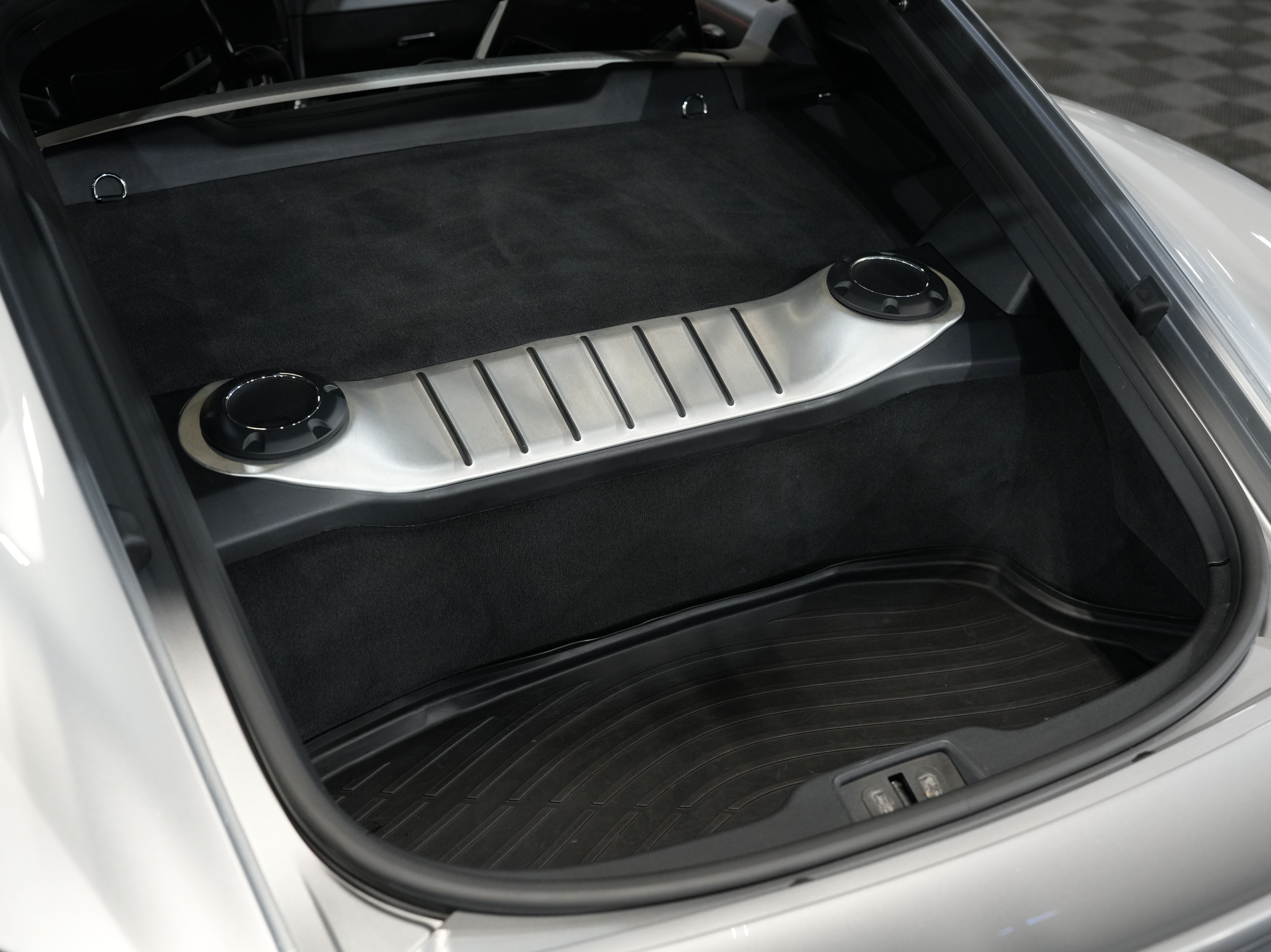 SILVER, 2016 PORSCHE CAYMAN Image 45