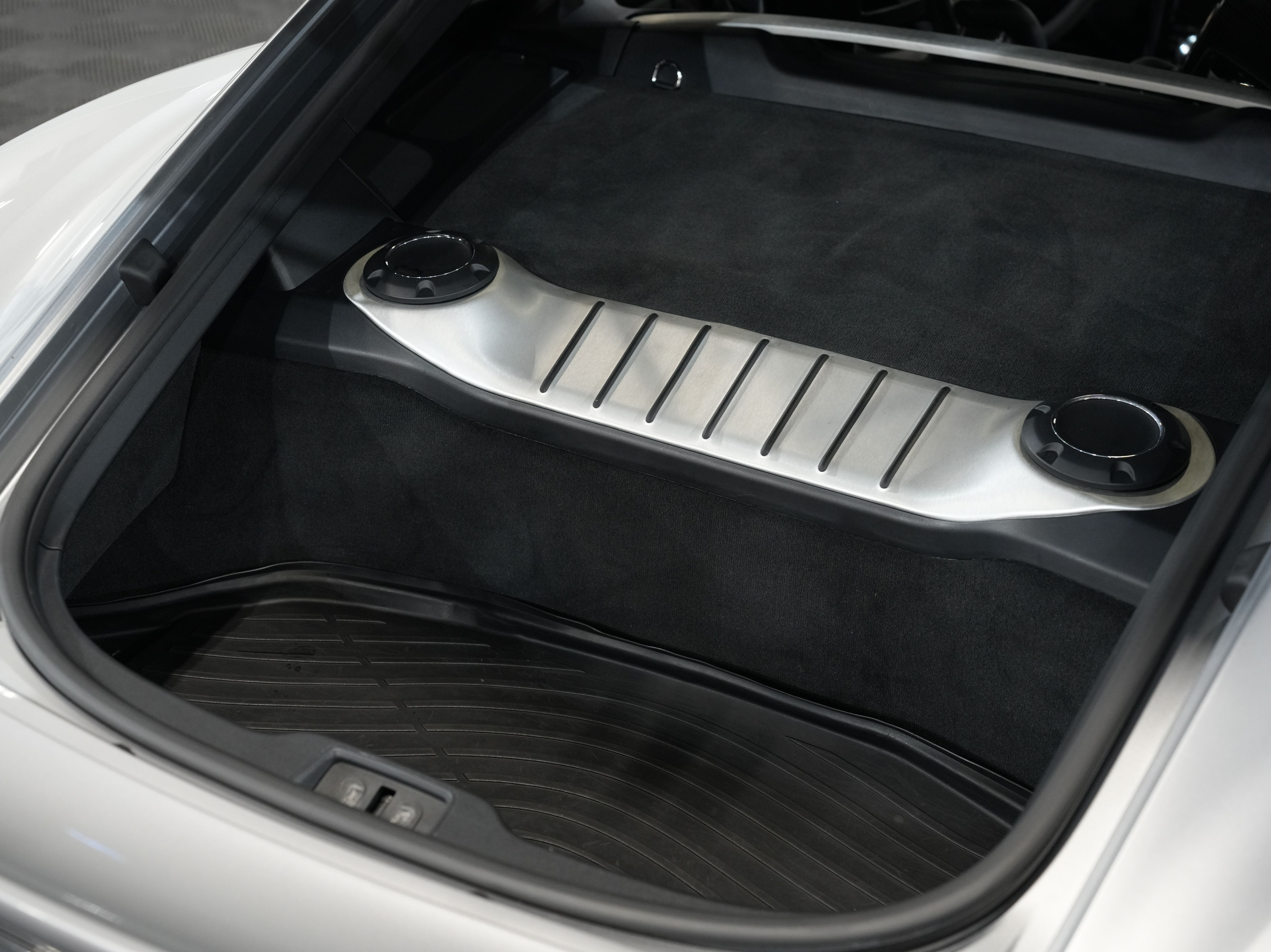 SILVER, 2016 PORSCHE CAYMAN Image 47