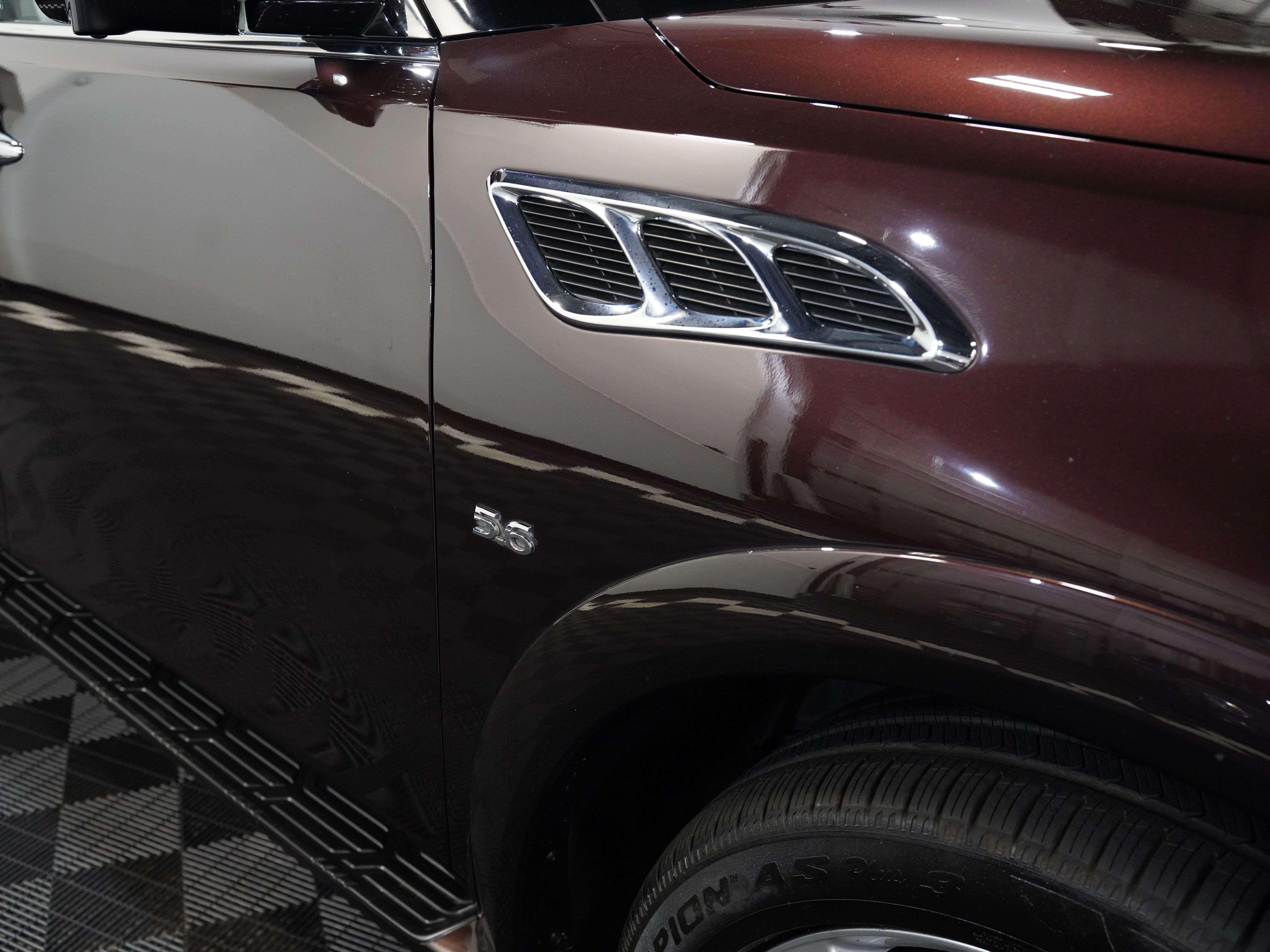 2014 INFINITI QX80 Image 13