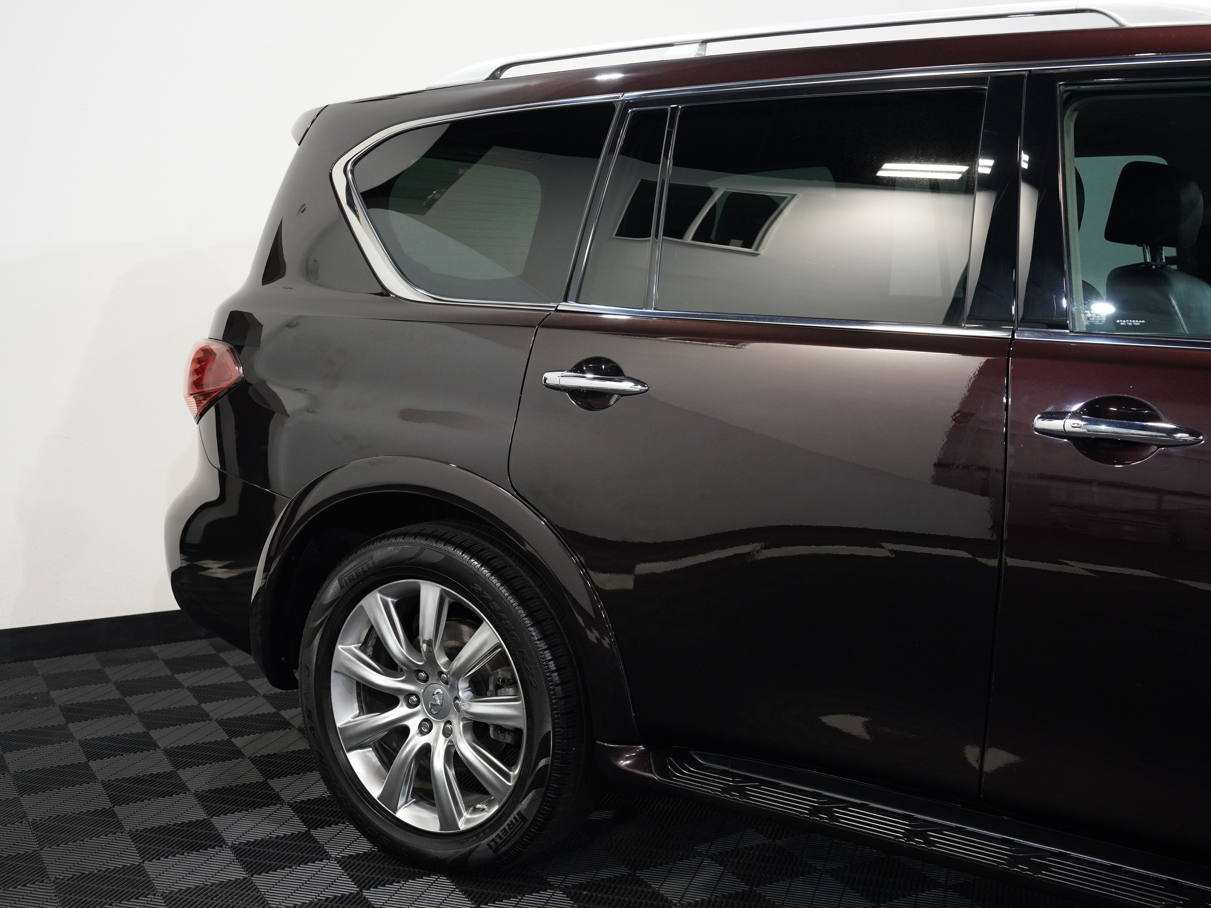 2014 INFINITI QX80 Image 15