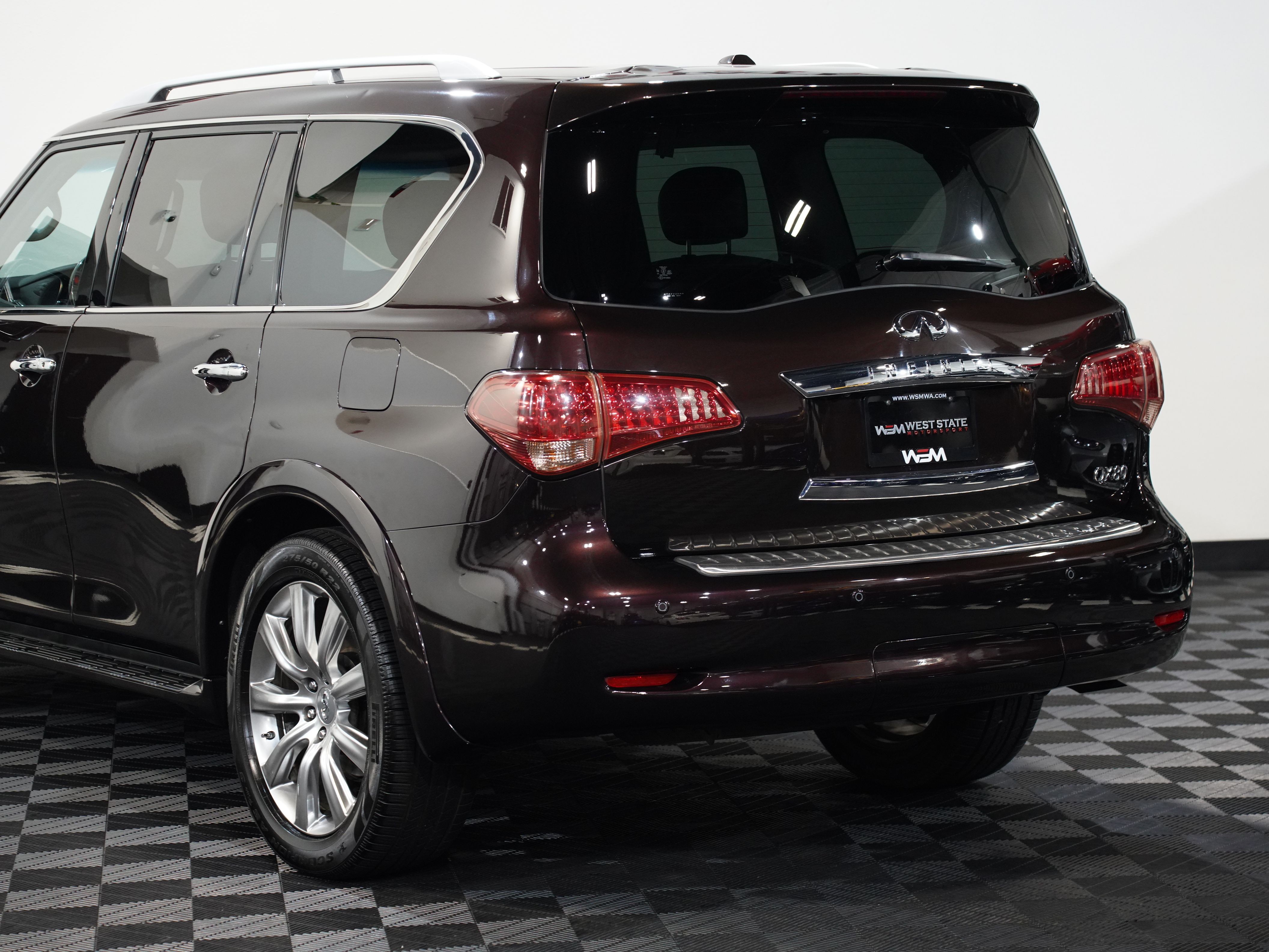 2014 INFINITI QX80 Image 16