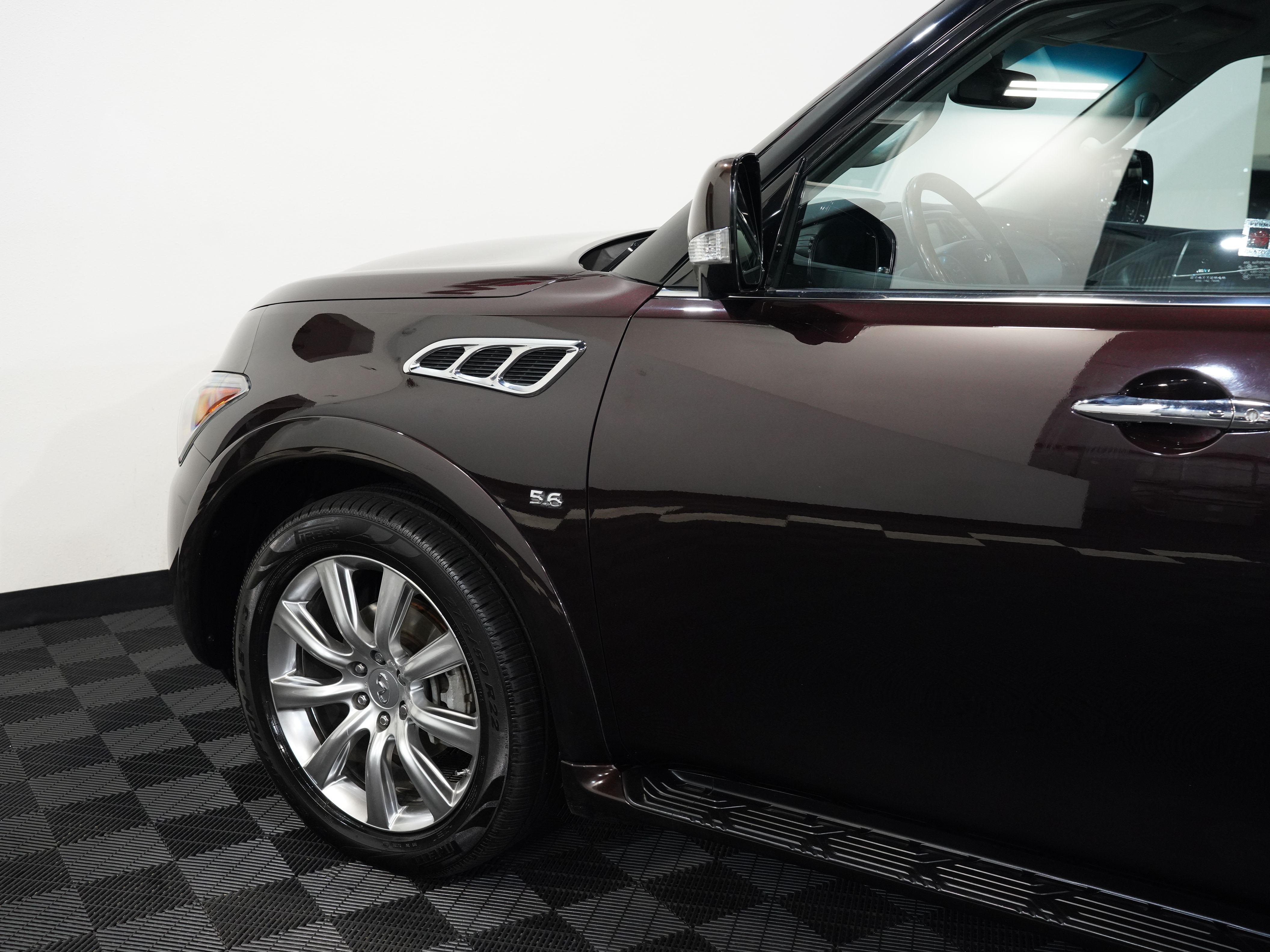 2014 INFINITI QX80 Image 18