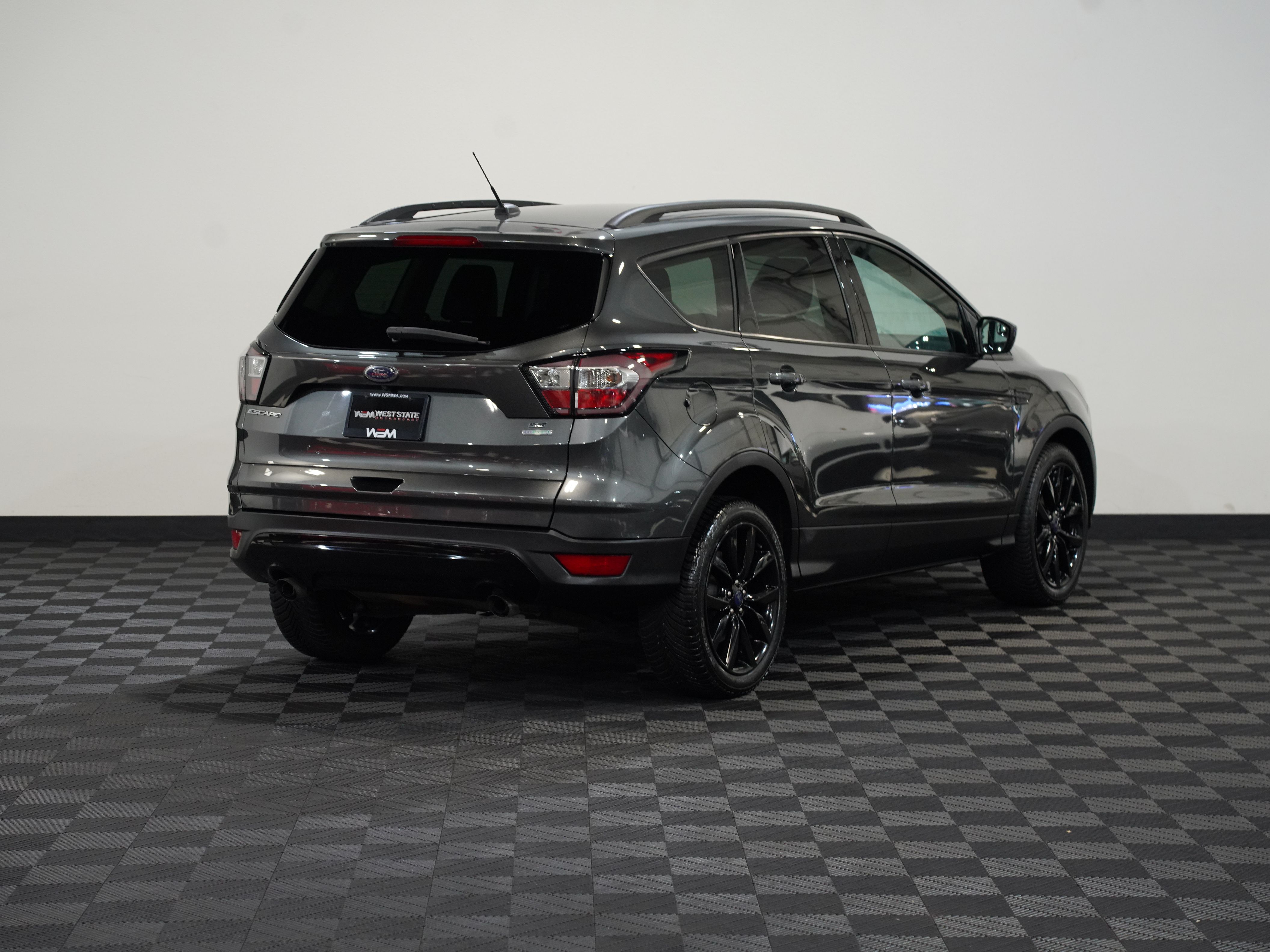 GRAY, 2017 FORD ESCAPE Image 6