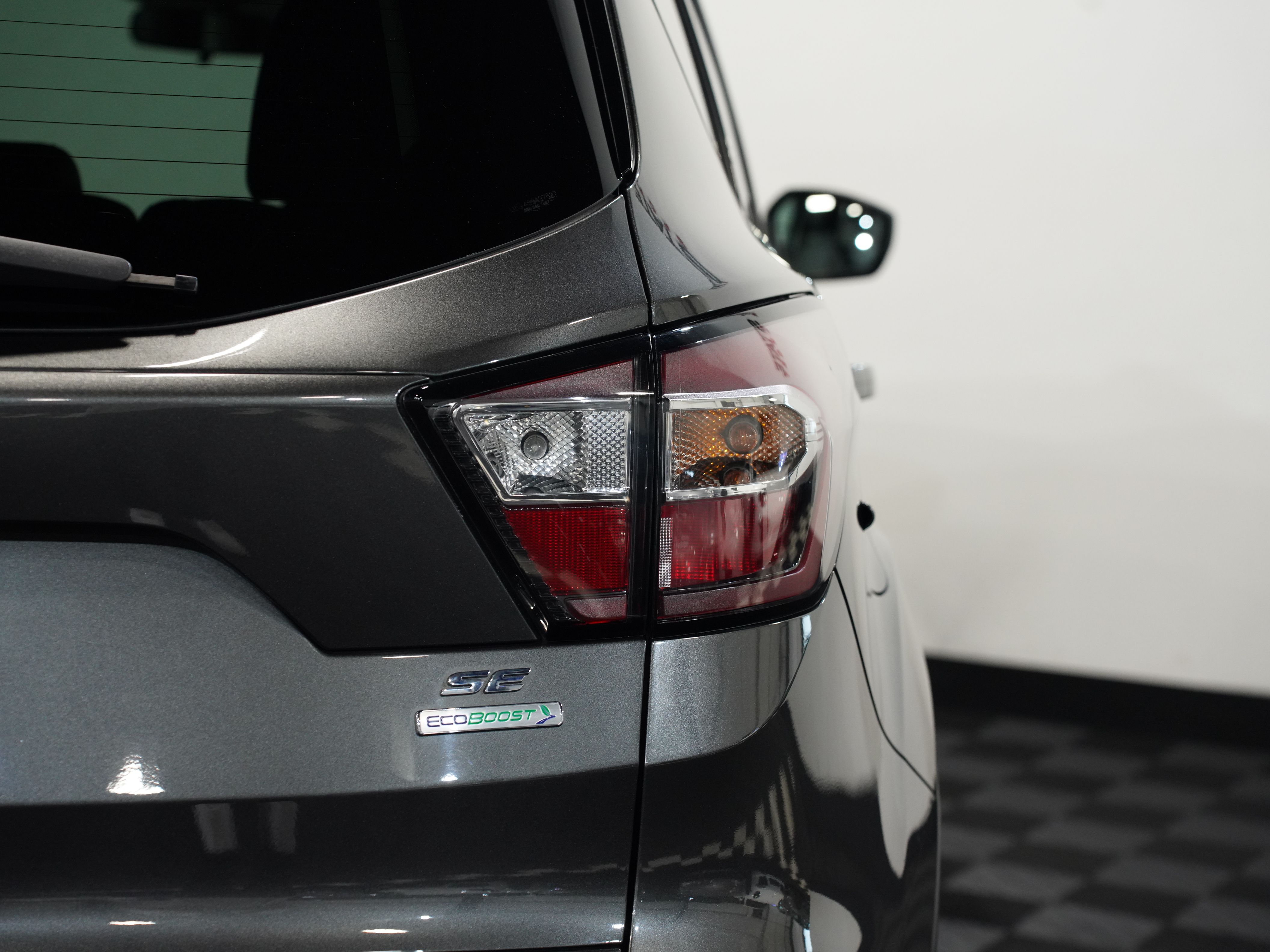 GRAY, 2017 FORD ESCAPE Image 15