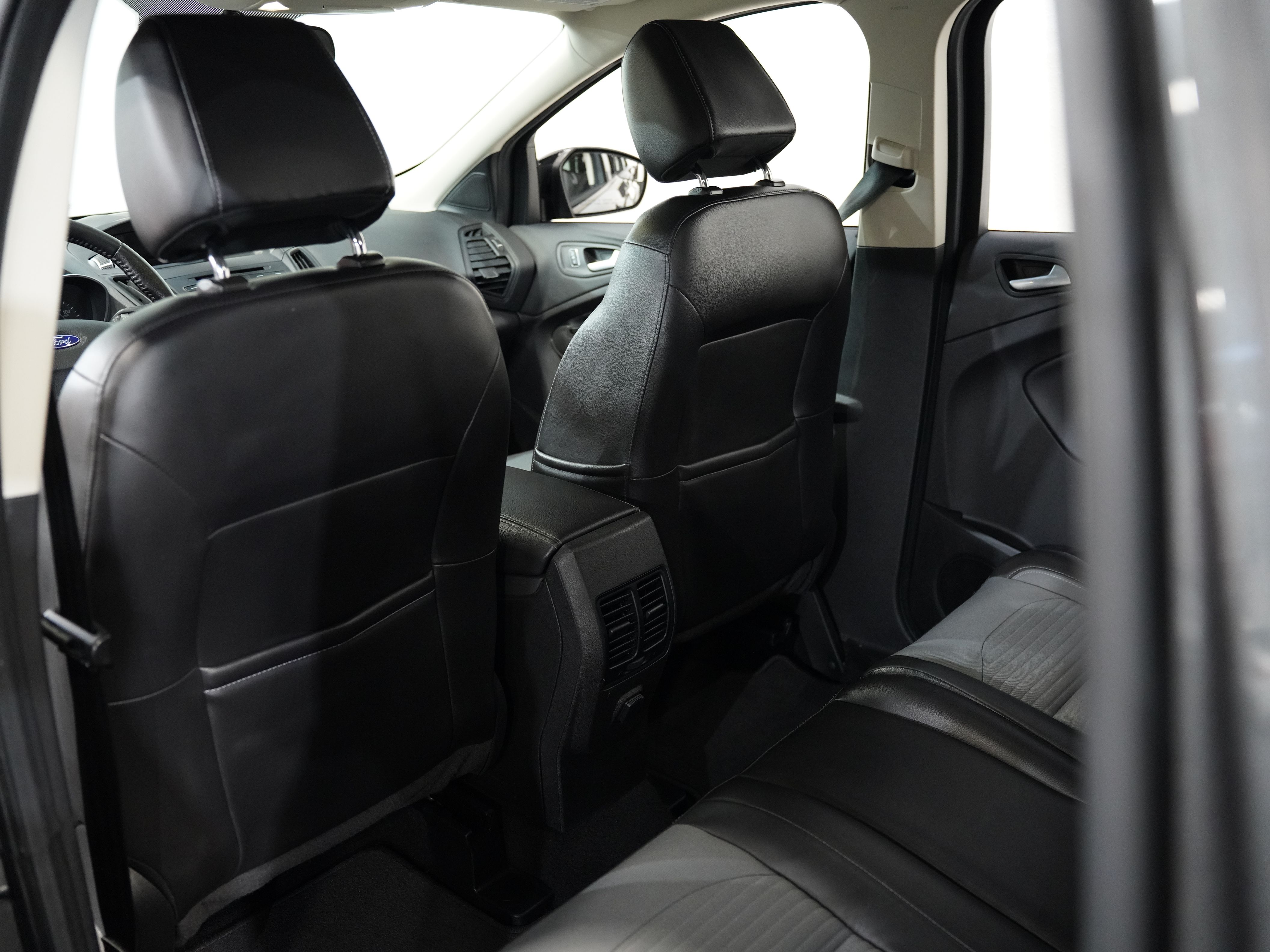 GRAY, 2017 FORD ESCAPE Image 34