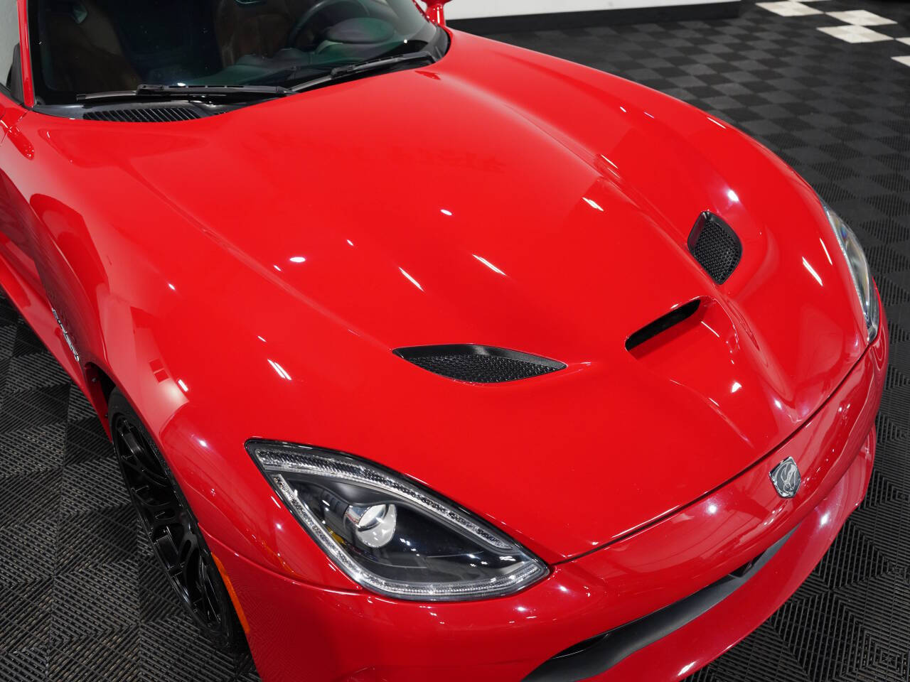 ADRENALINE RED, 2015 DODGE VIPER Image 12