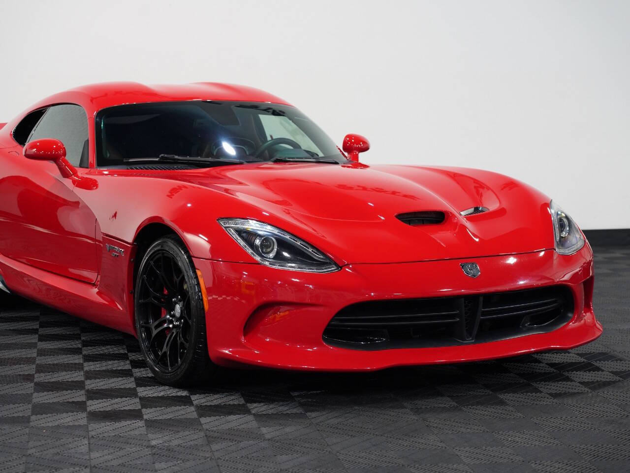 ADRENALINE RED, 2015 DODGE VIPER Image 9