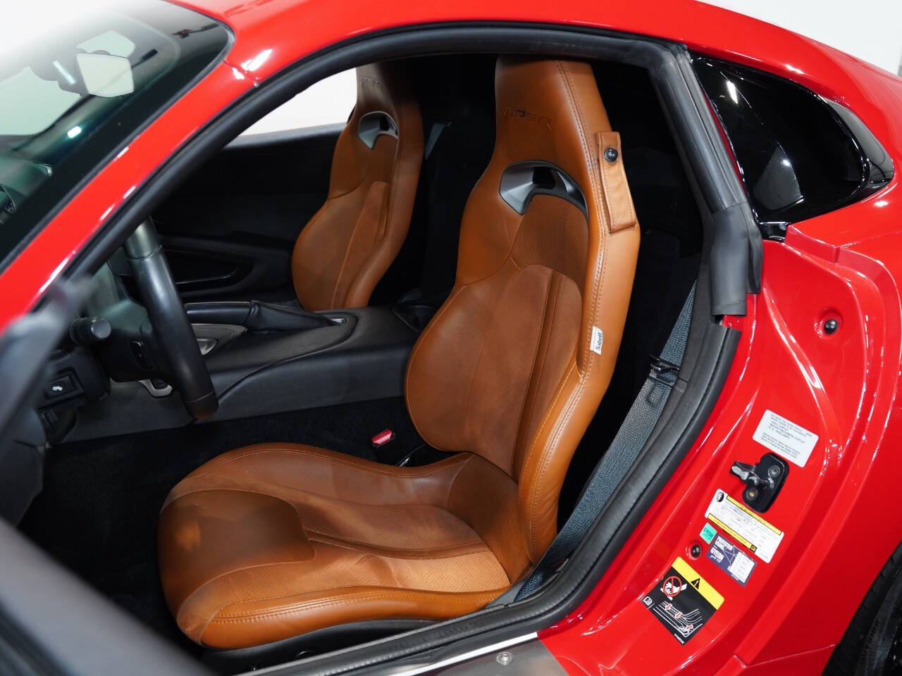 ADRENALINE RED, 2015 DODGE VIPER Image 28