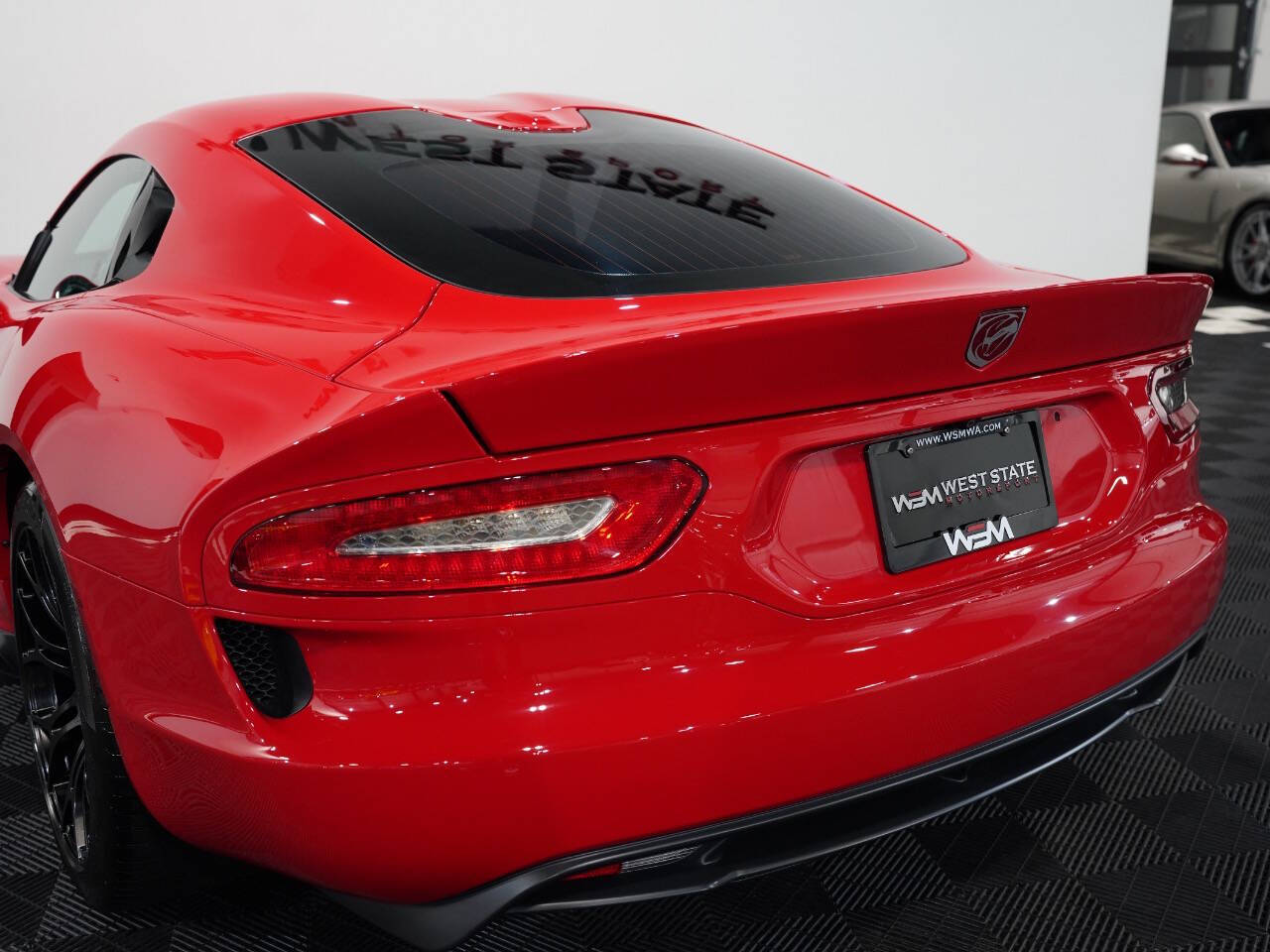 ADRENALINE RED, 2015 DODGE VIPER Image 21