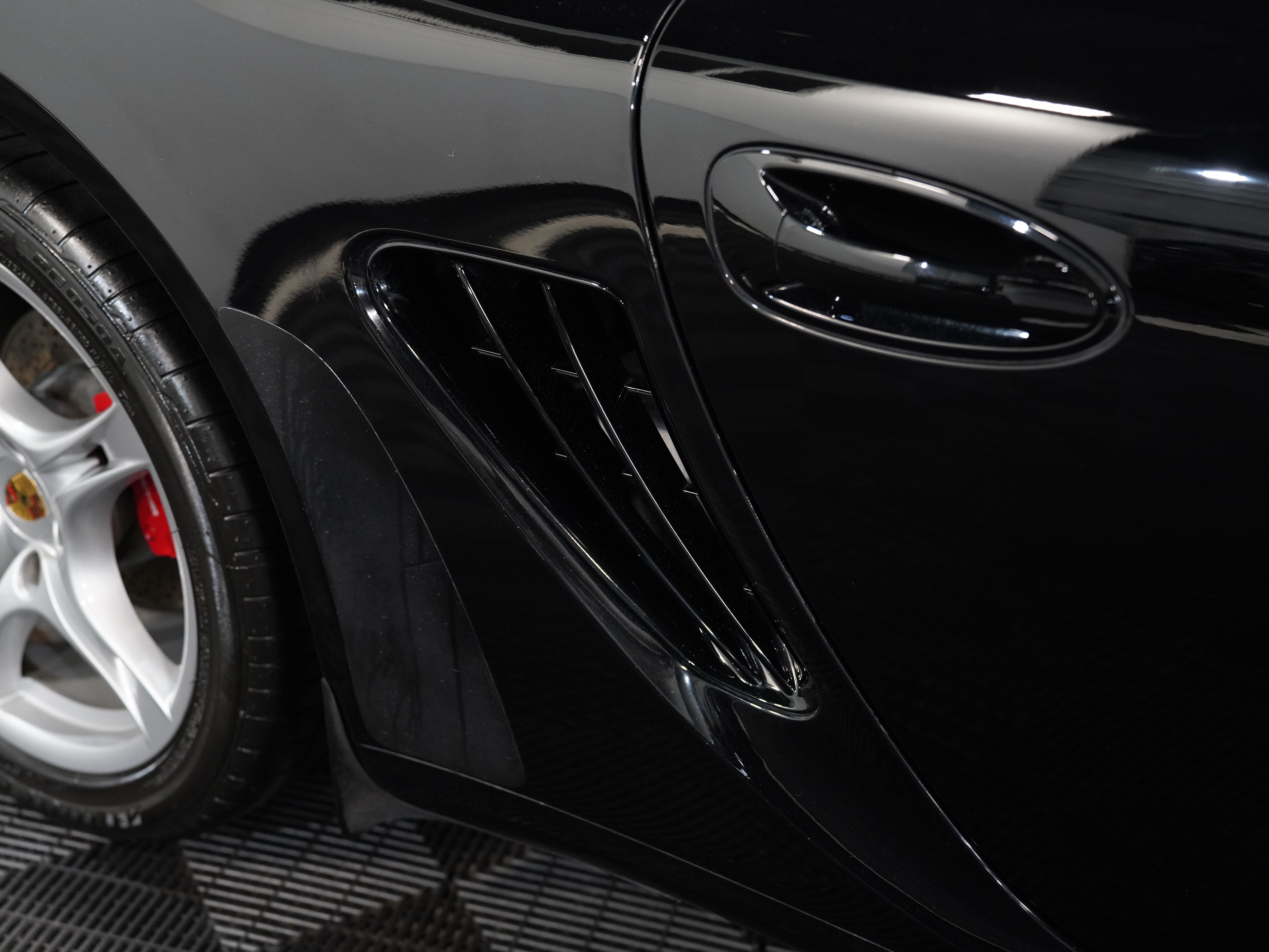 BLACK, 2010 PORSCHE CAYMAN Image 14