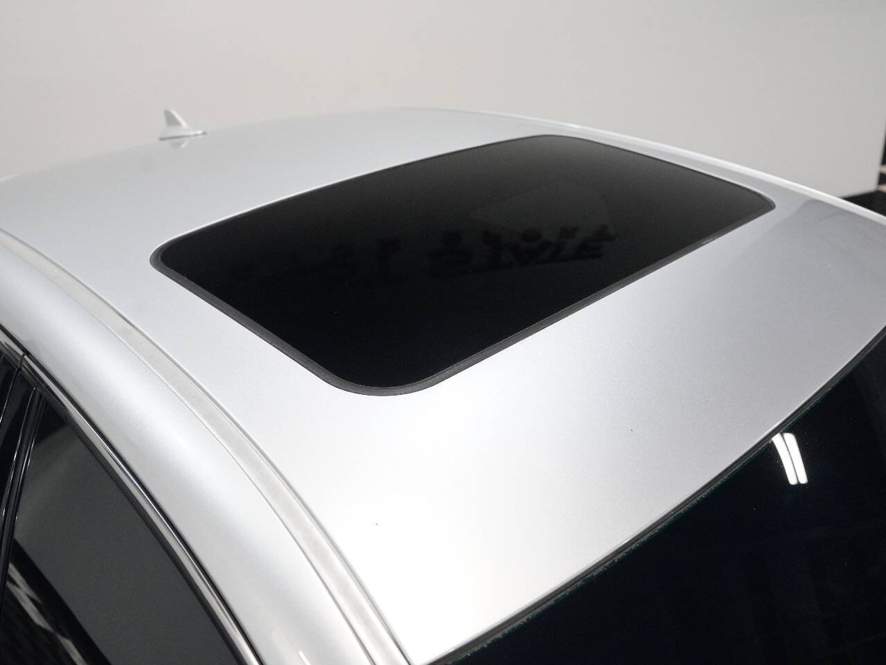 MERCURY METALLIC, 2011 LEXUS IS F Image 14