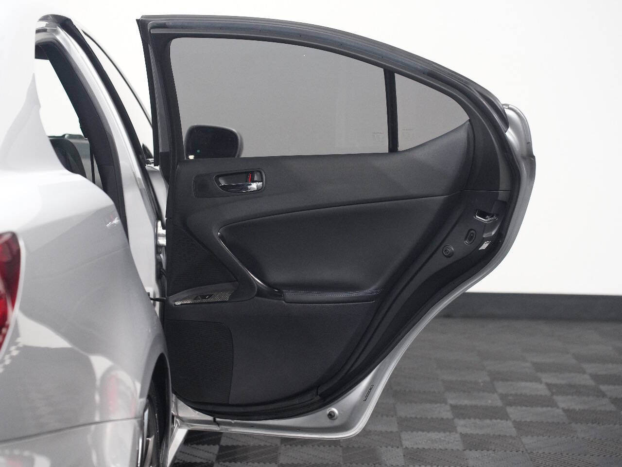 MERCURY METALLIC, 2011 LEXUS IS F Image 27