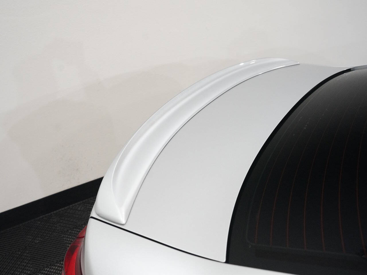 MERCURY METALLIC, 2011 LEXUS IS F Image 16
