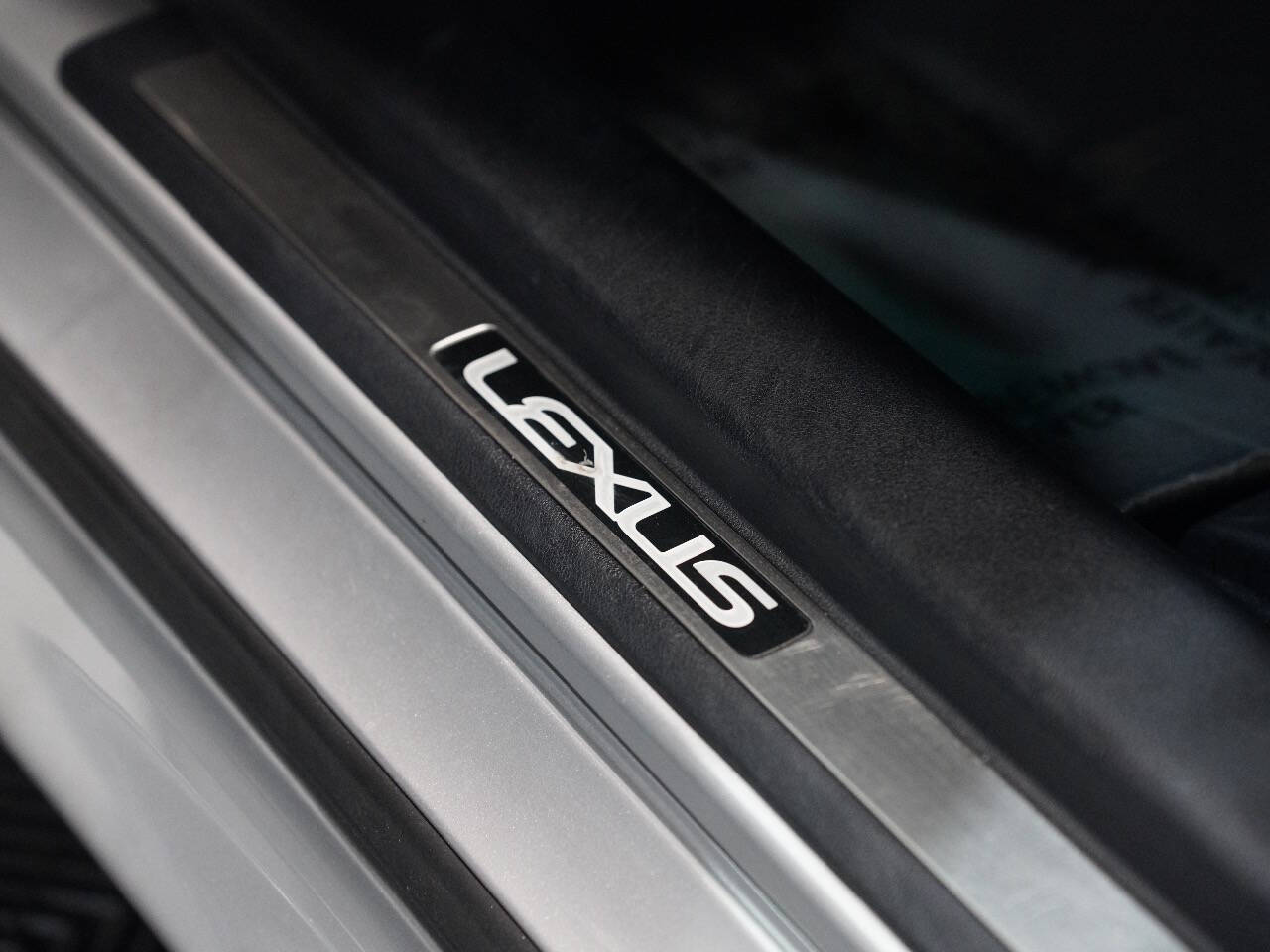 MERCURY METALLIC, 2011 LEXUS IS F Image 31