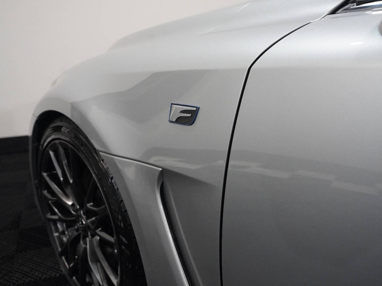 MERCURY METALLIC, 2011 LEXUS IS F Image 22