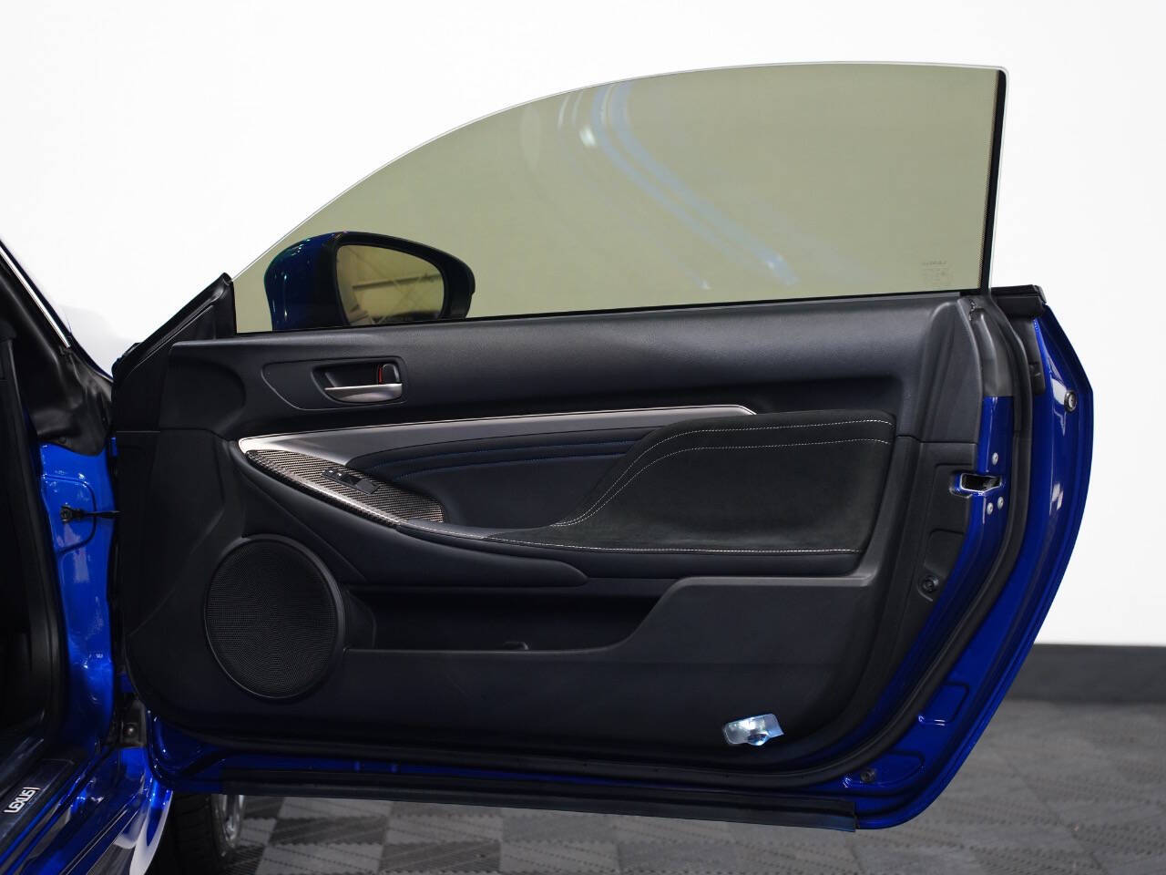BLUE, 2017 LEXUS RC Image 27