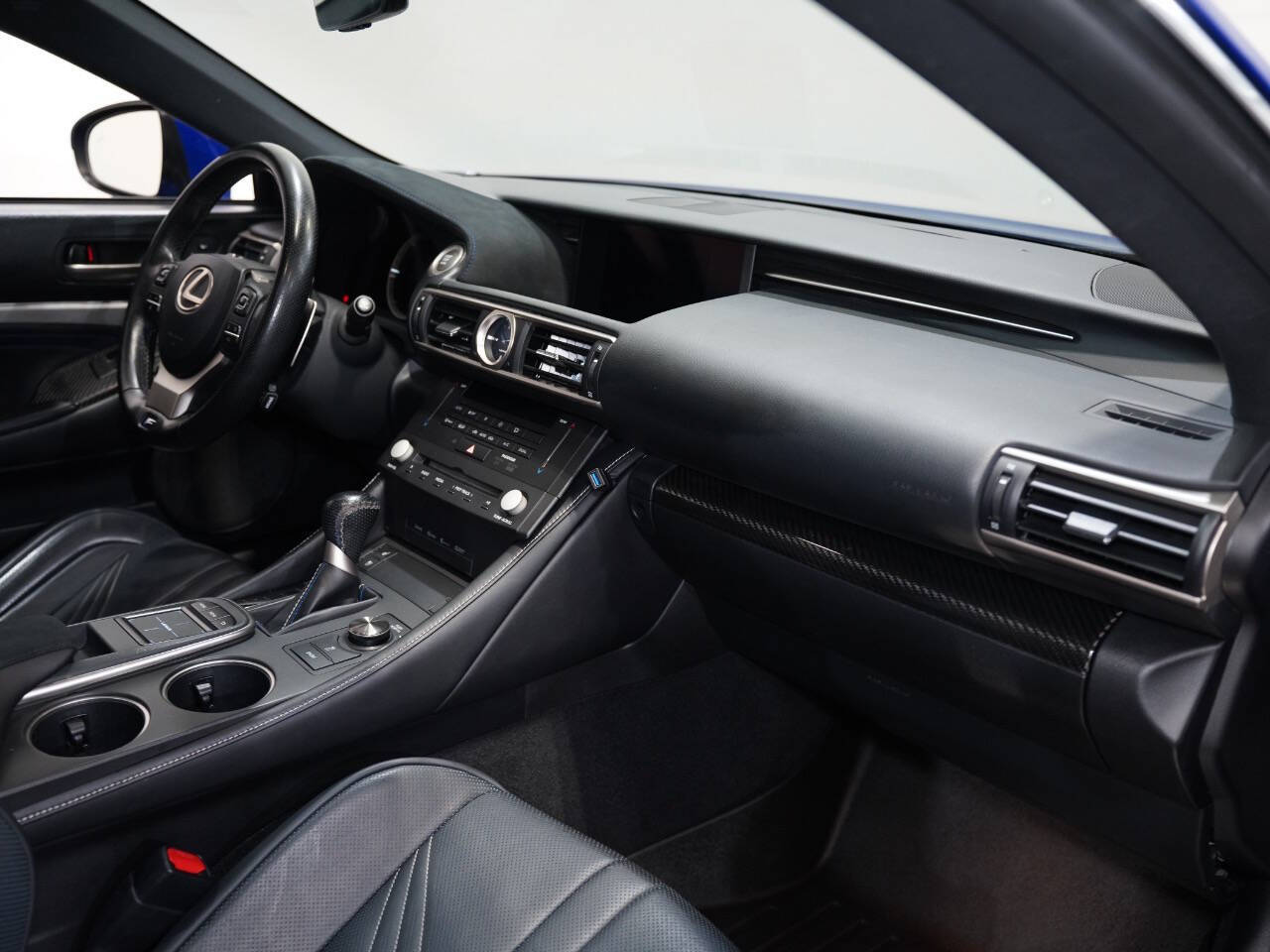 BLUE, 2017 LEXUS RC Image 36