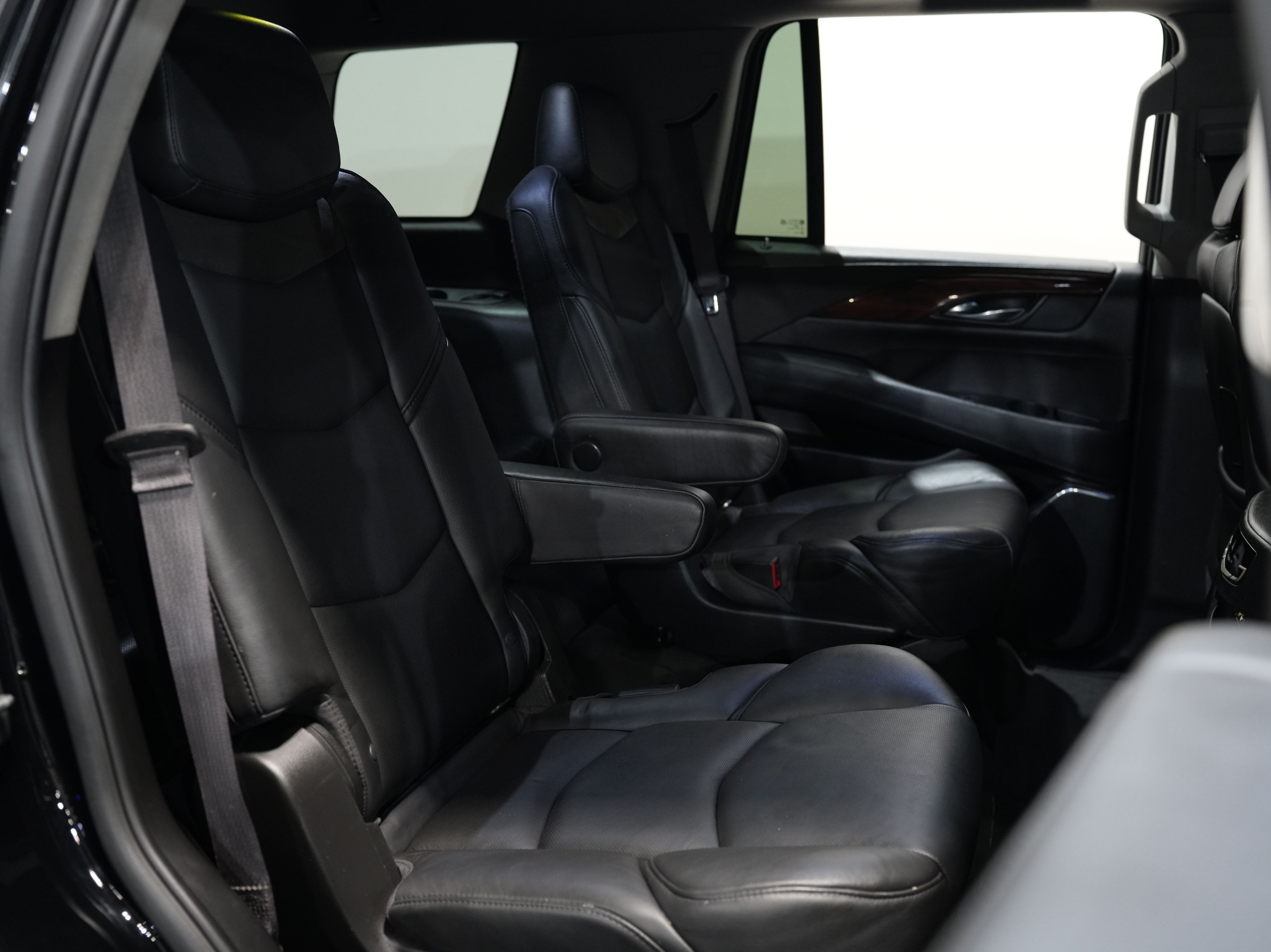 BLACK, 2016 CADILLAC ESCALADE Image 39
