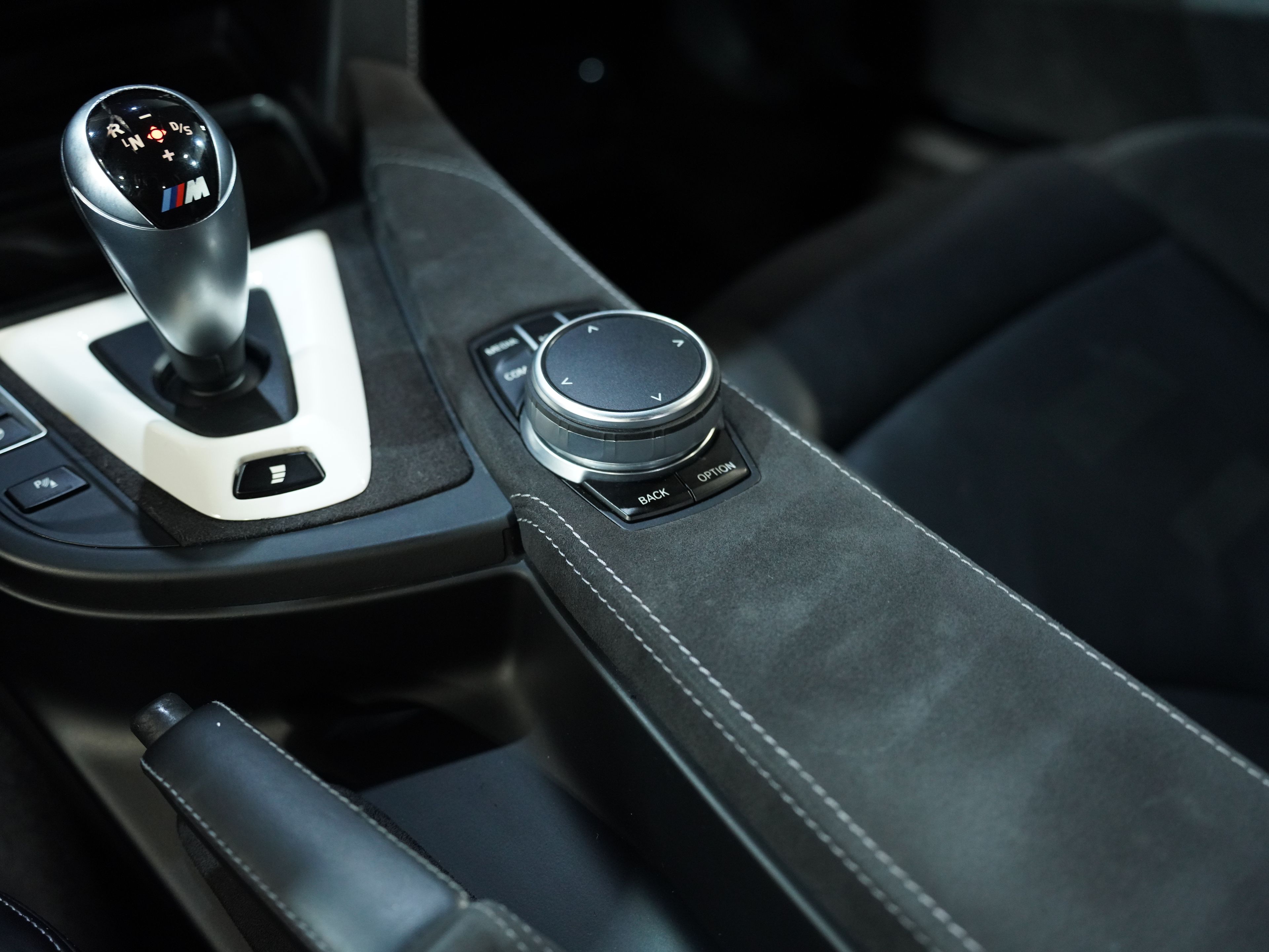 WHITE, 2020 BMW M4 Image 36