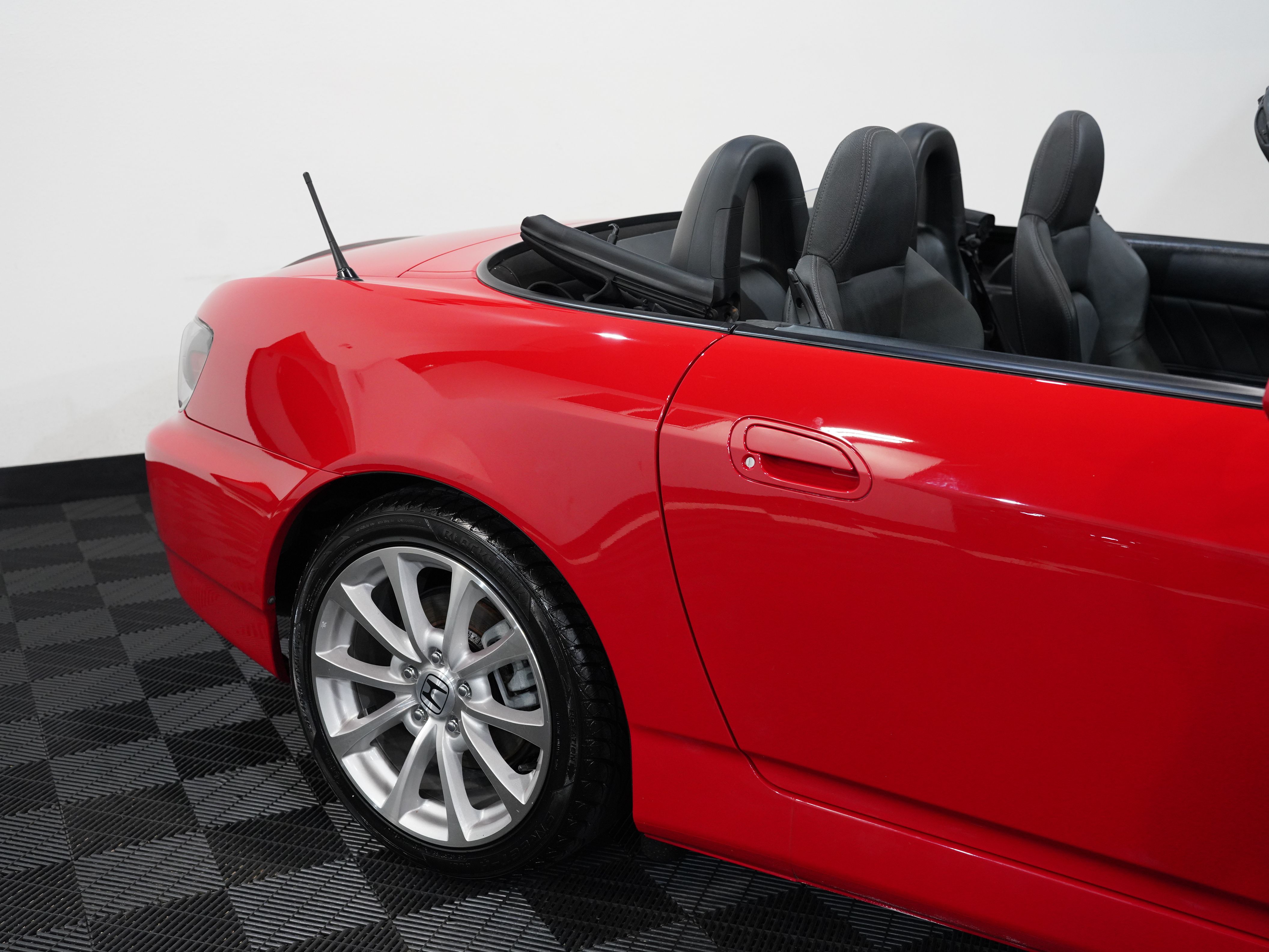 RED, 2007 HONDA S2000 Image 15