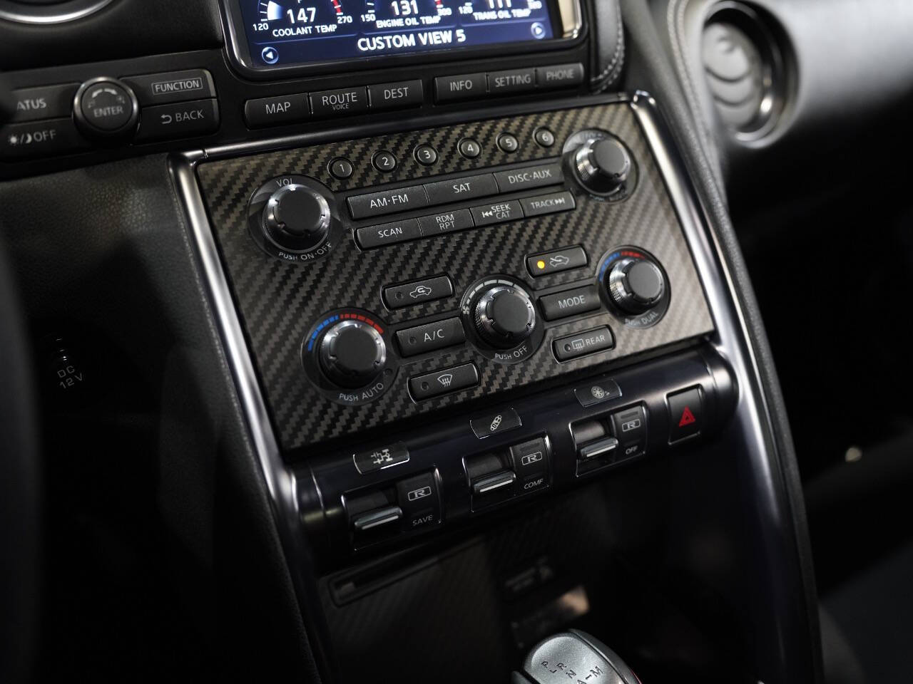 PEARL WHITE, 2015 NISSAN GT-R Image 41