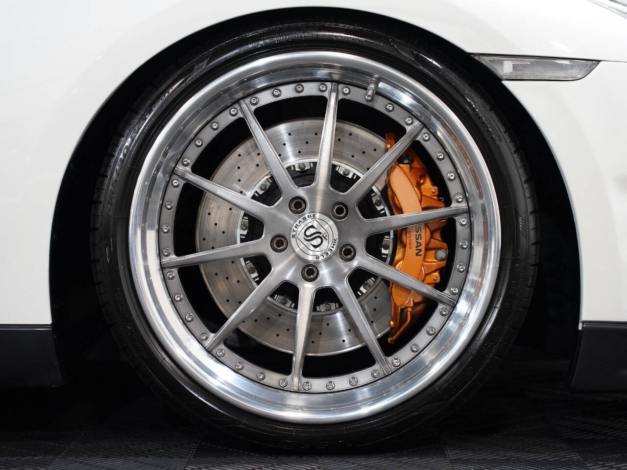 PEARL WHITE, 2015 NISSAN GT-R Image 55